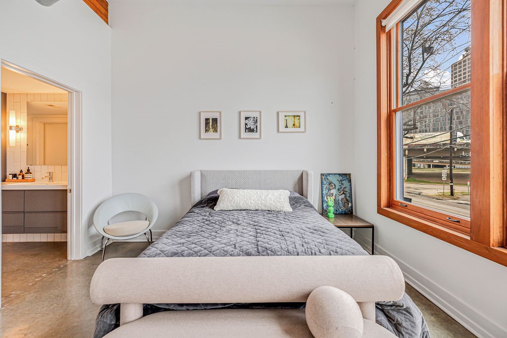 2502 Live Oak Street 109