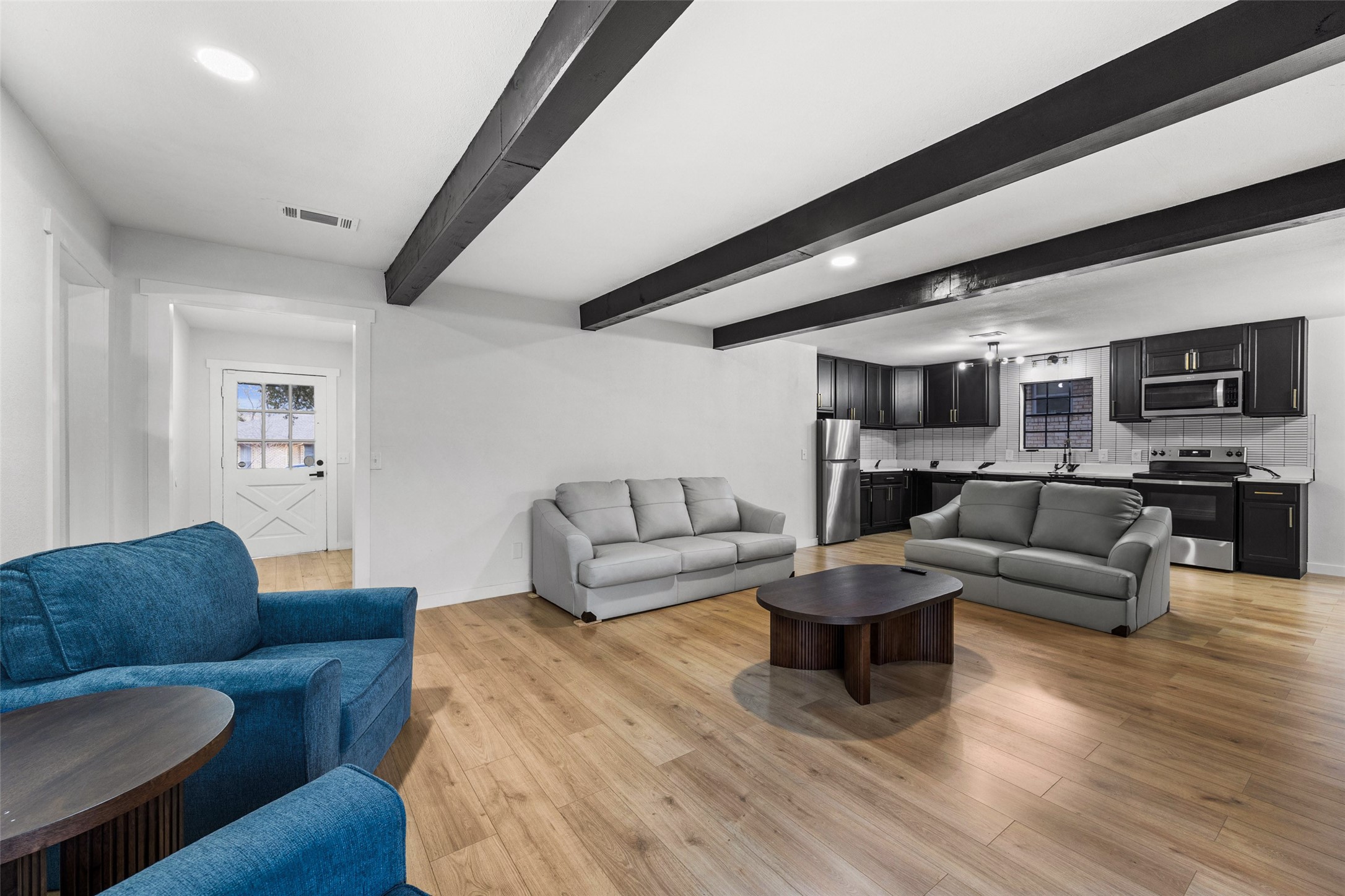 1505 Westridge Drive