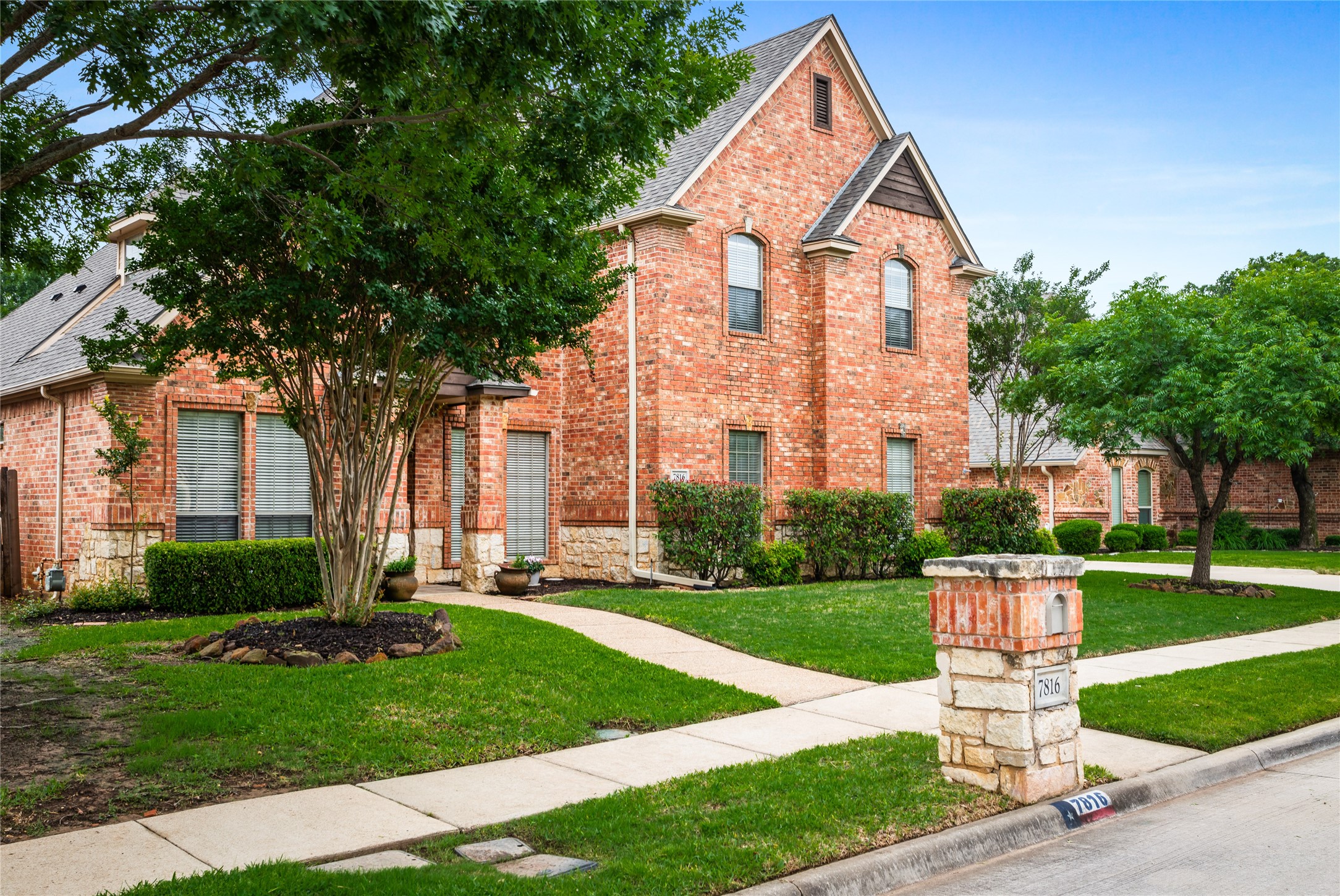 7816 Shady Oaks Drive