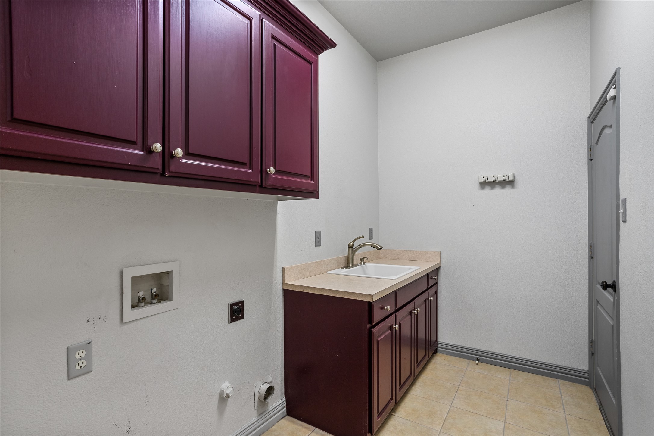7816 Shady Oaks Drive
