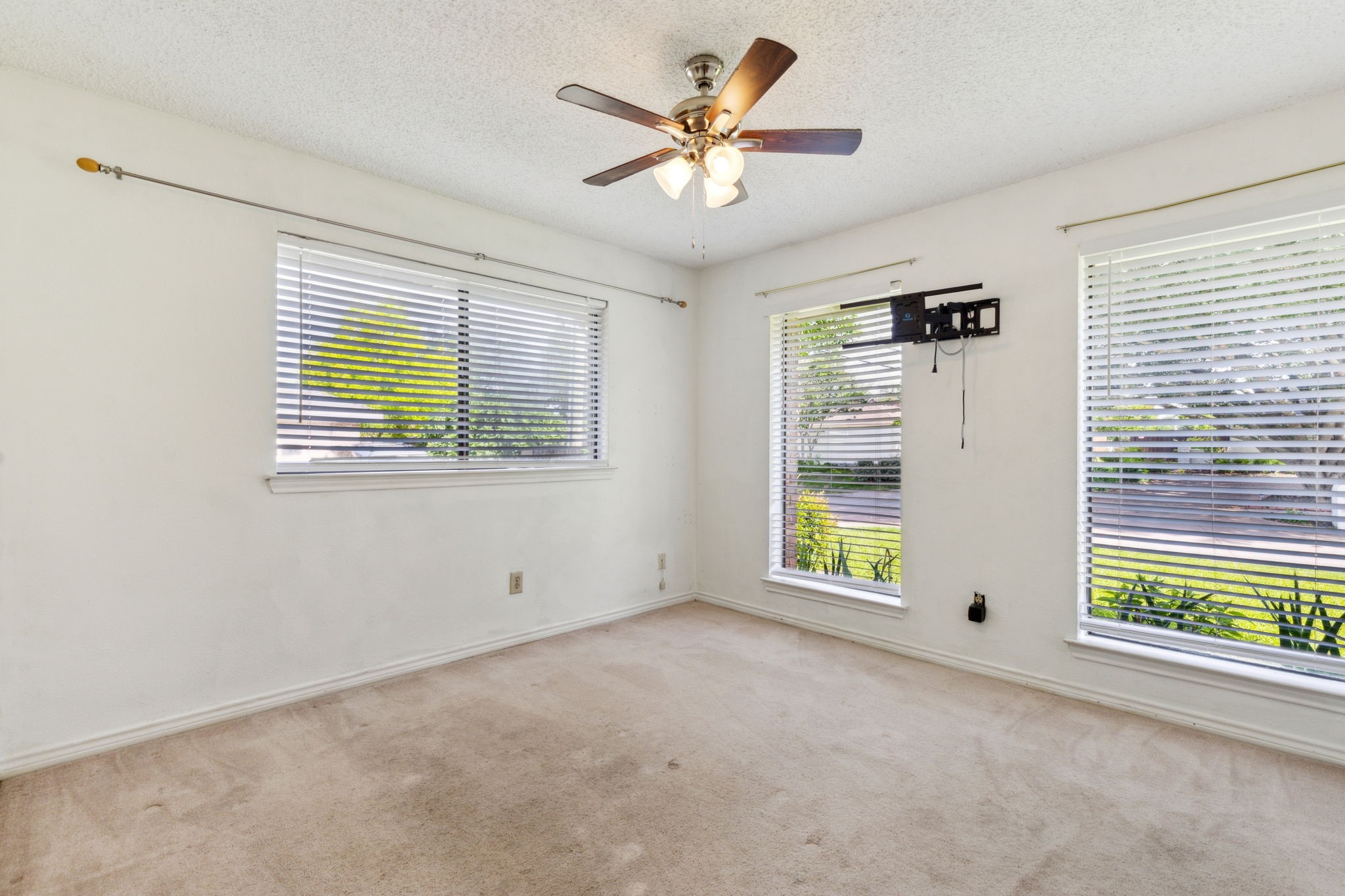 3628 Leathertop Drive