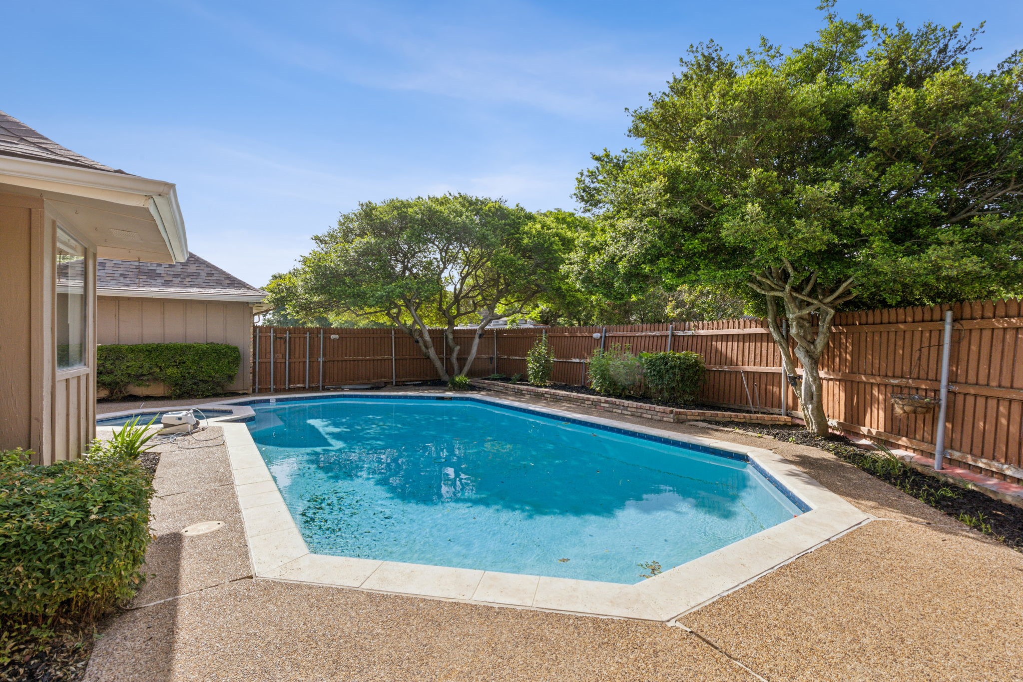 3628 Leathertop Drive