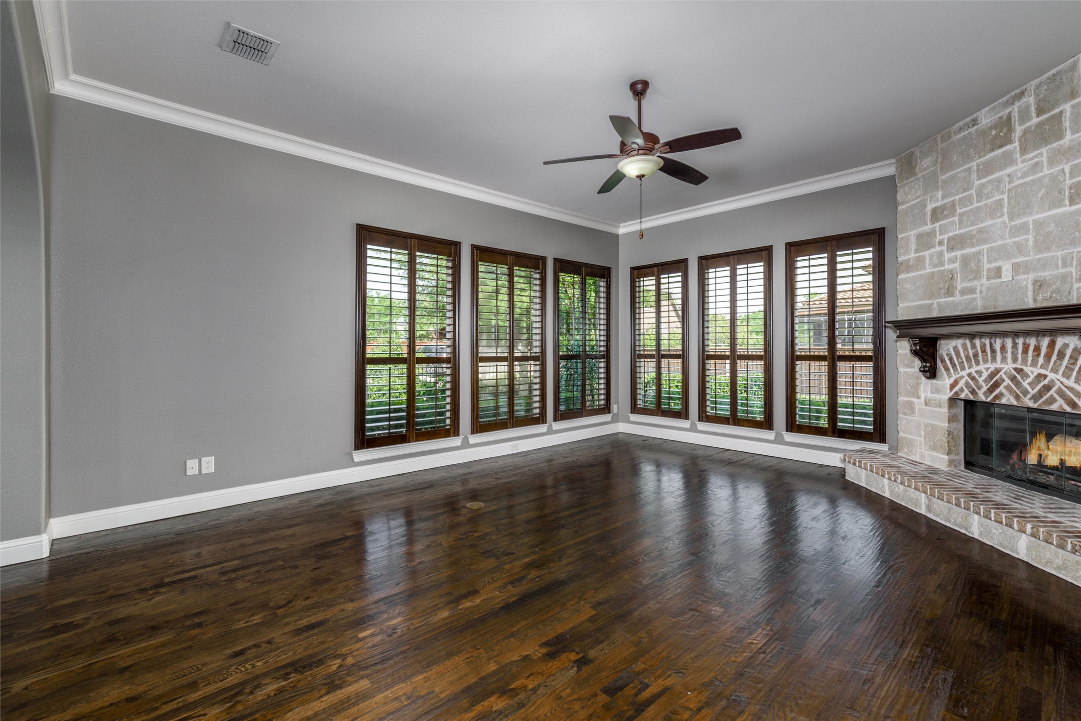 3448 Greenbrier Drive