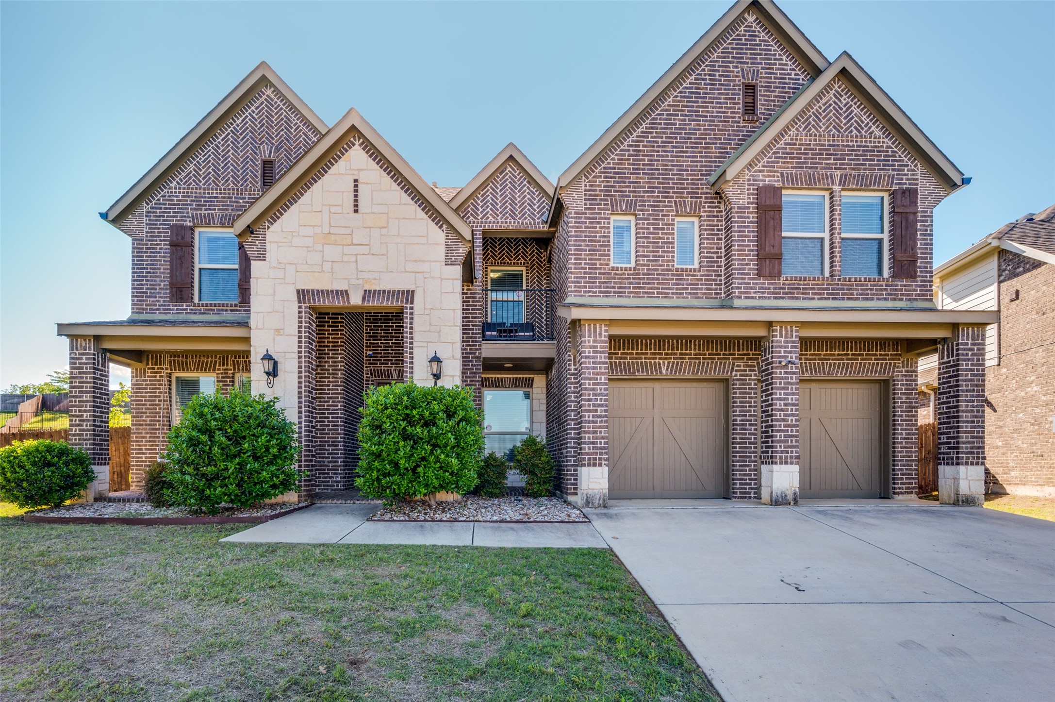 3129 Dawn Oaks Drive