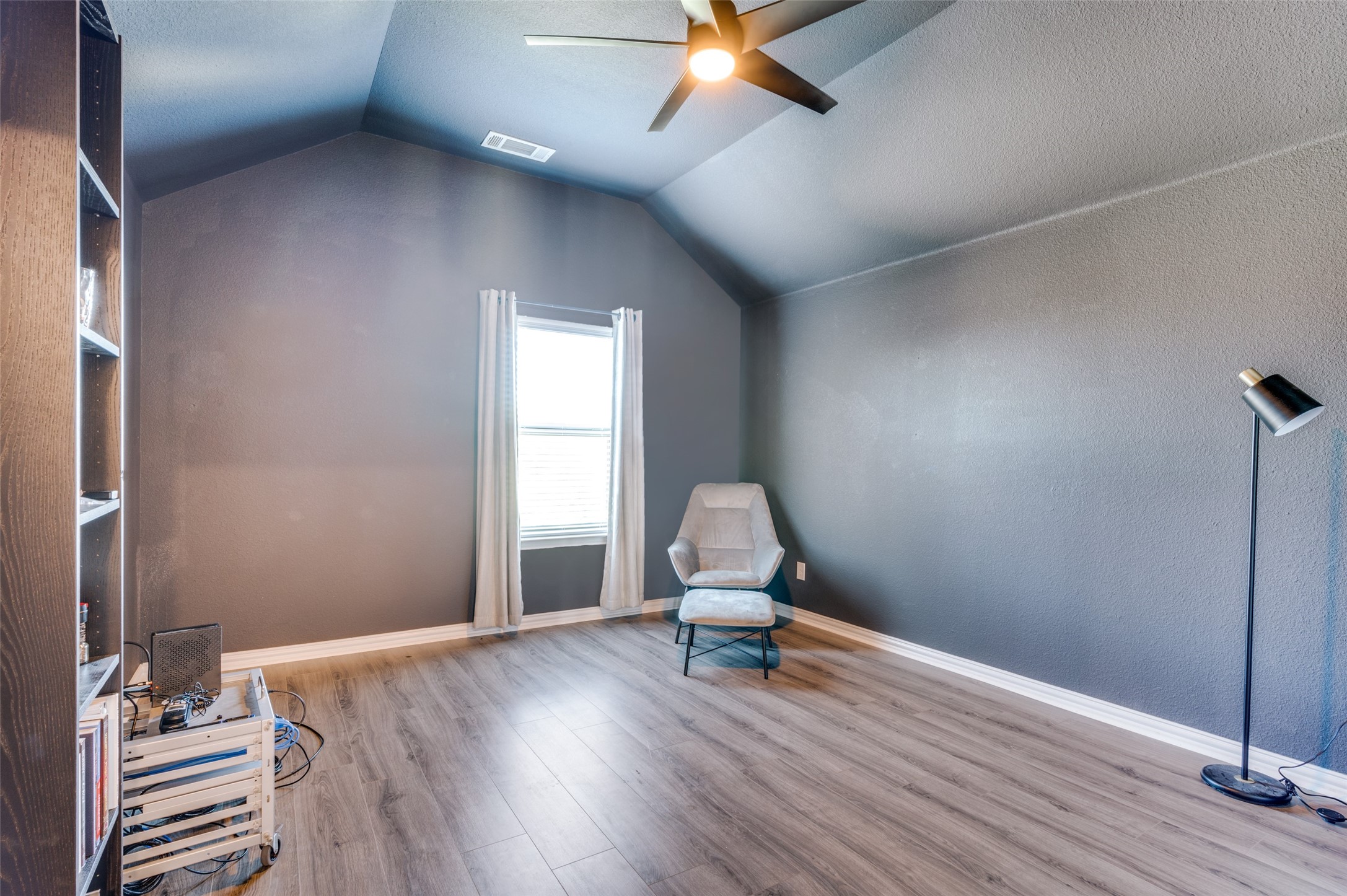 3129 Dawn Oaks Drive