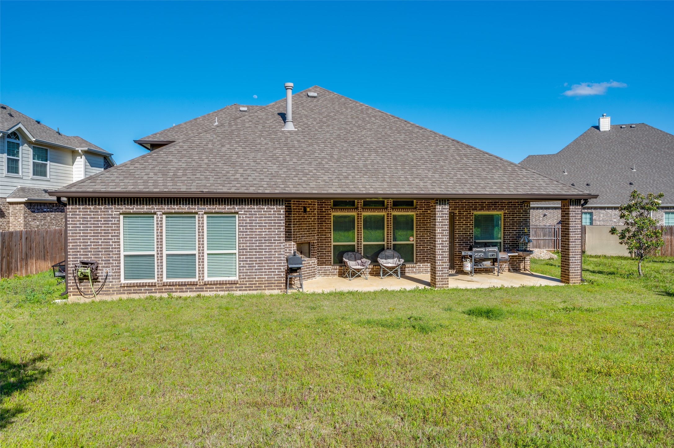 3129 Dawn Oaks Drive