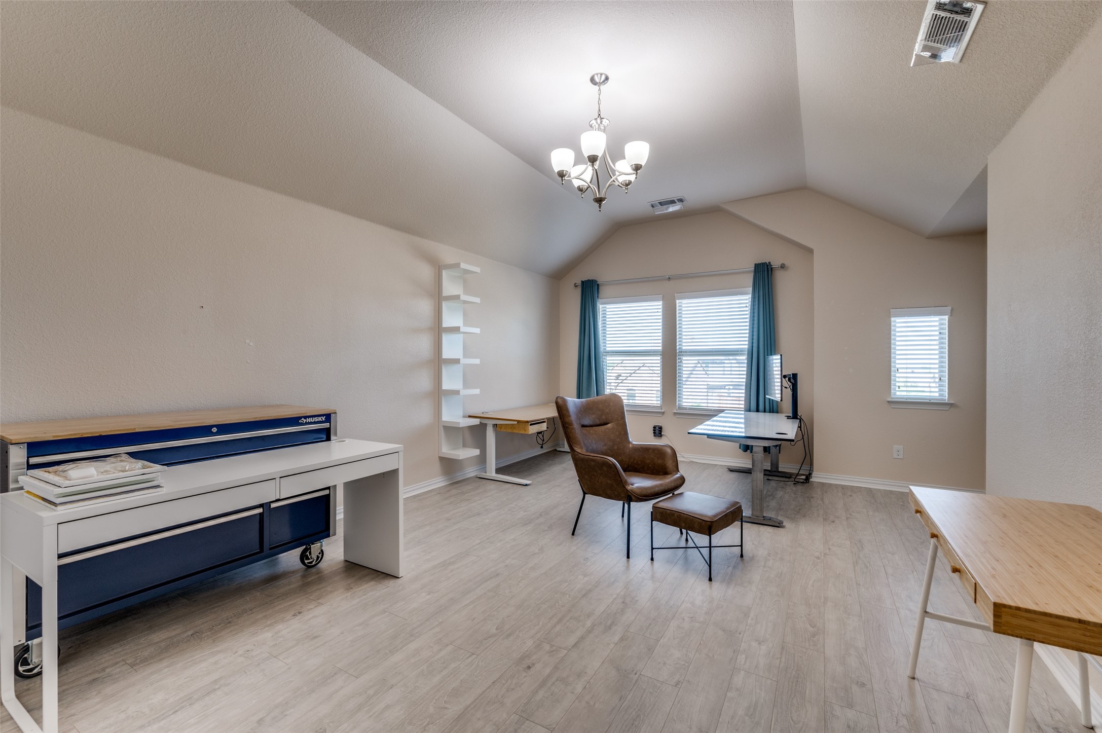 3129 Dawn Oaks Drive