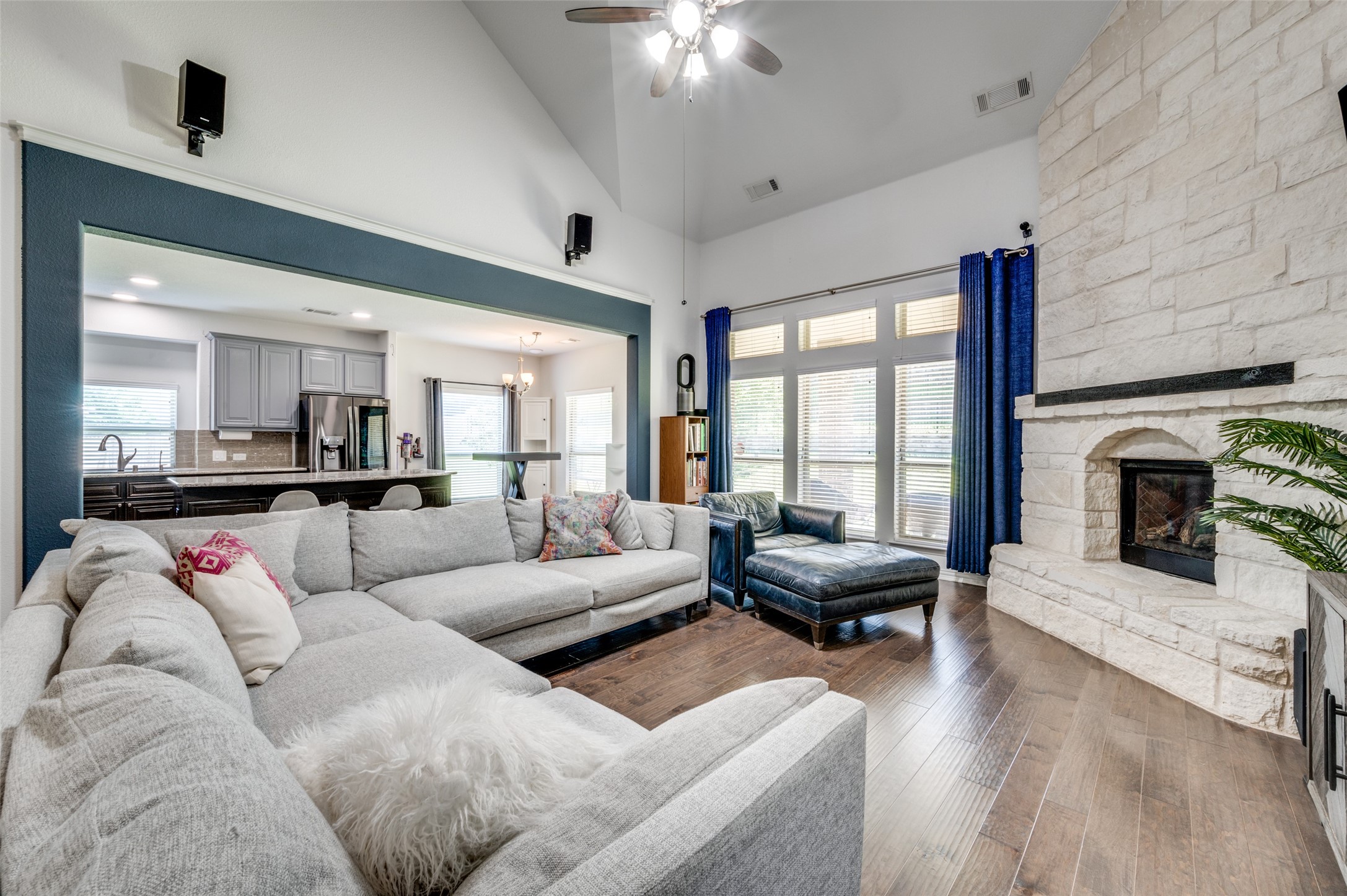 3129 Dawn Oaks Drive