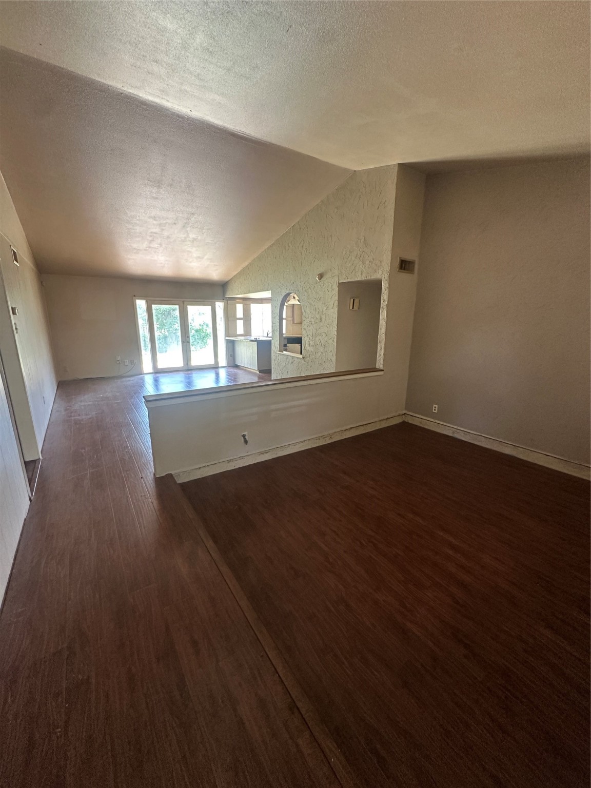 416 Meadowhill Drive