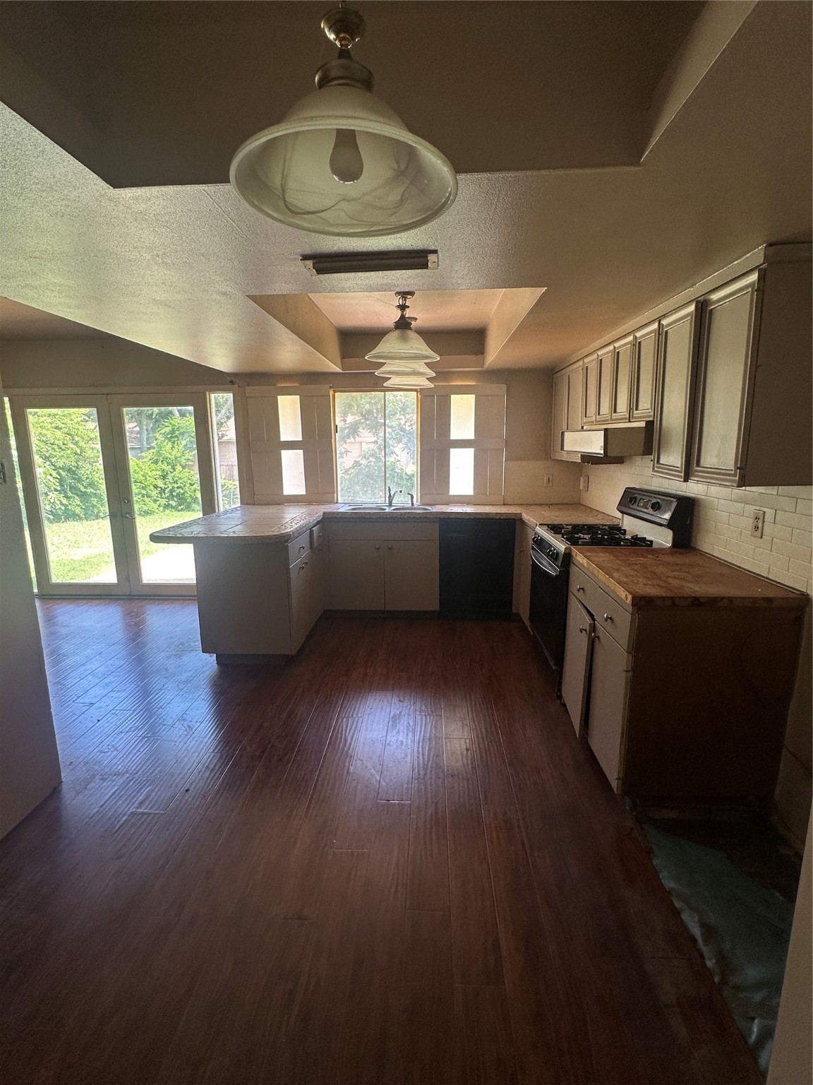 416 Meadowhill Drive