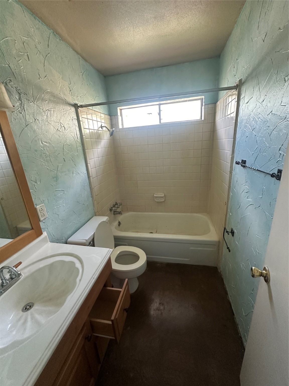 416 Meadowhill Drive