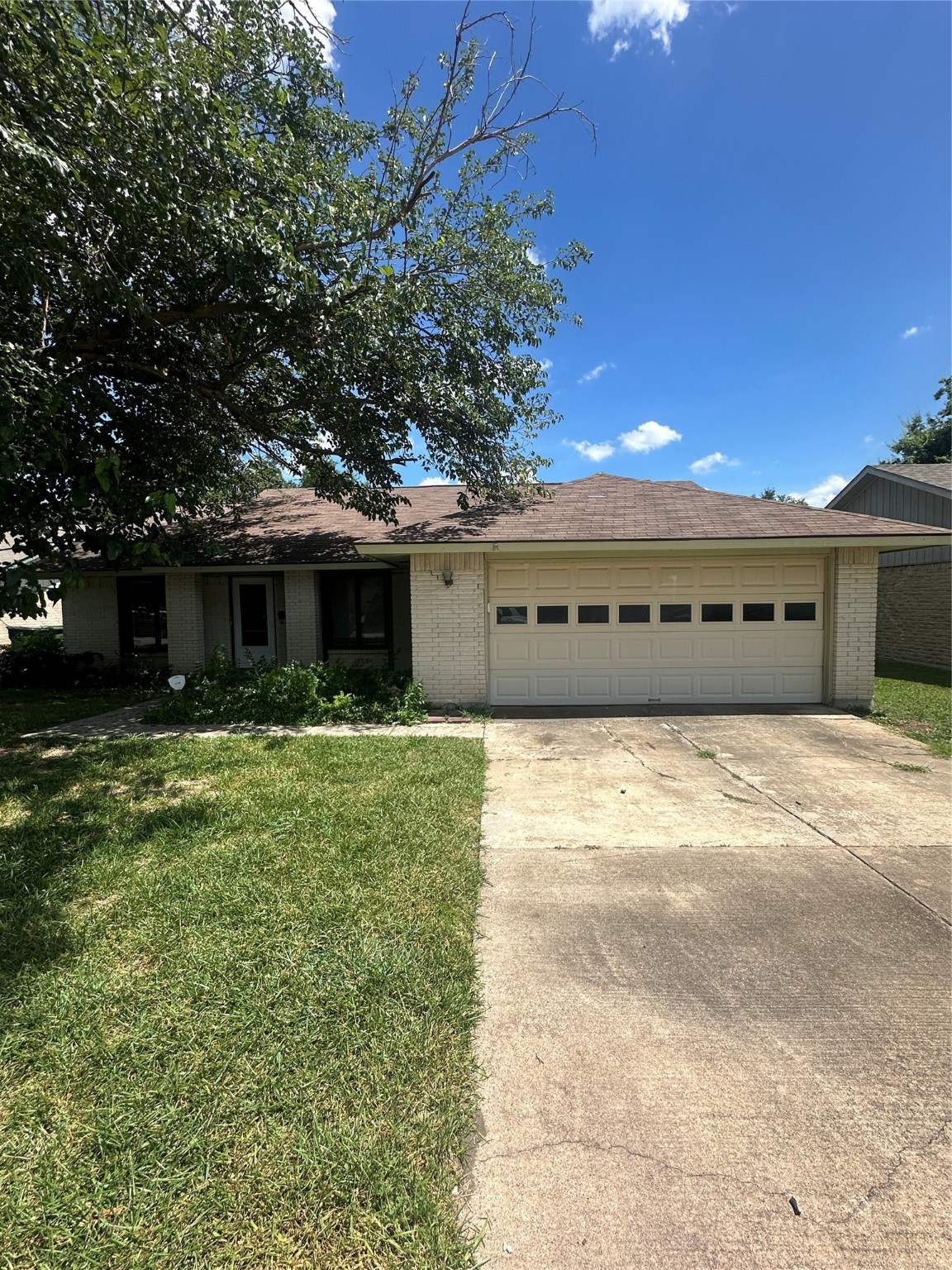 416 Meadowhill Drive