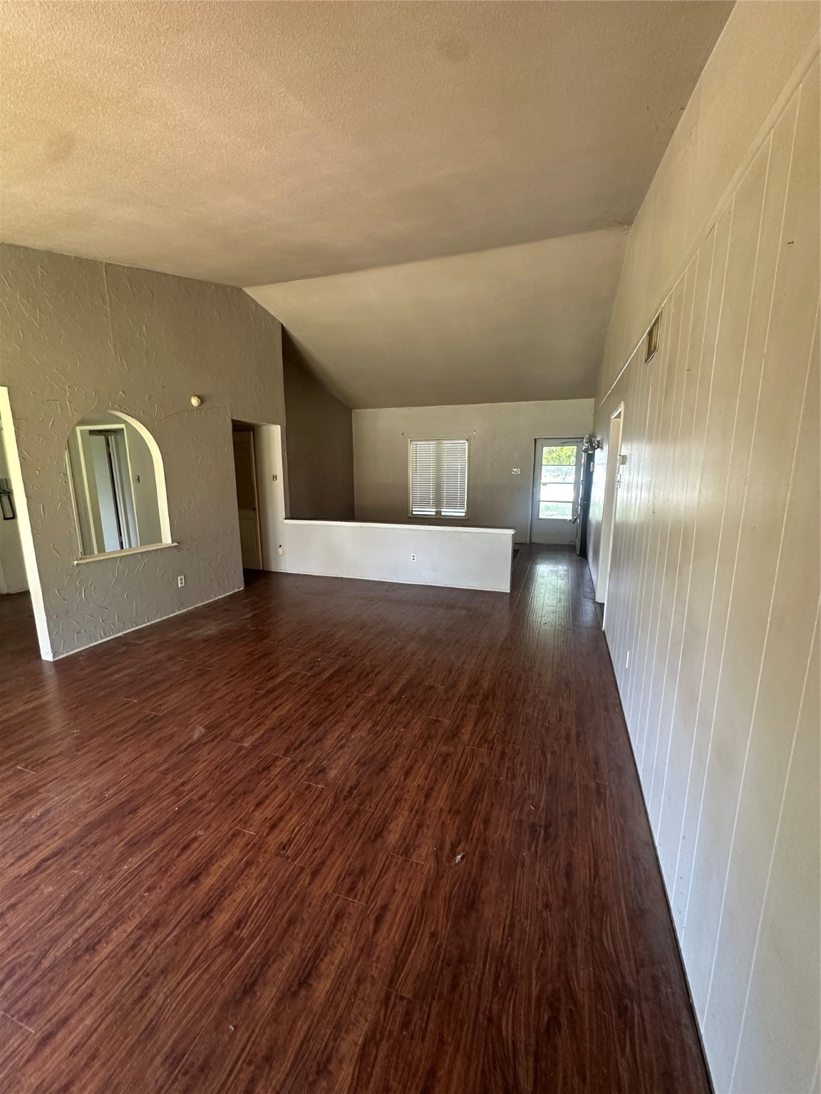 416 Meadowhill Drive