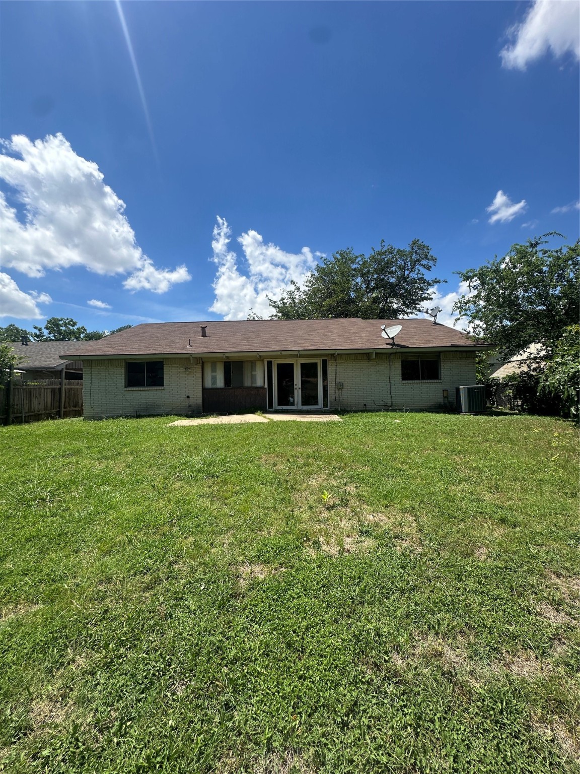 416 Meadowhill Drive