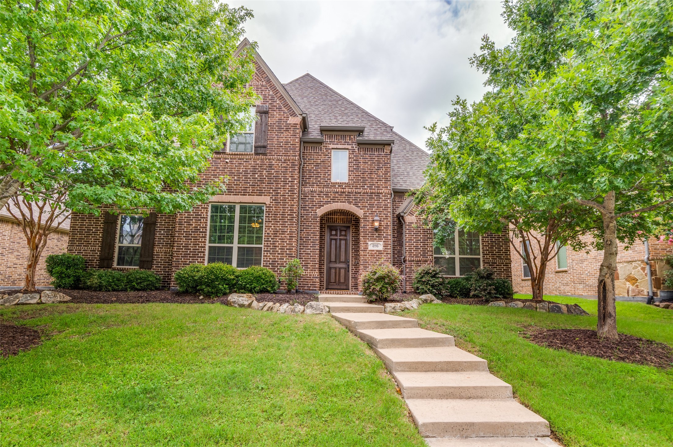 898 Clear Water Drive