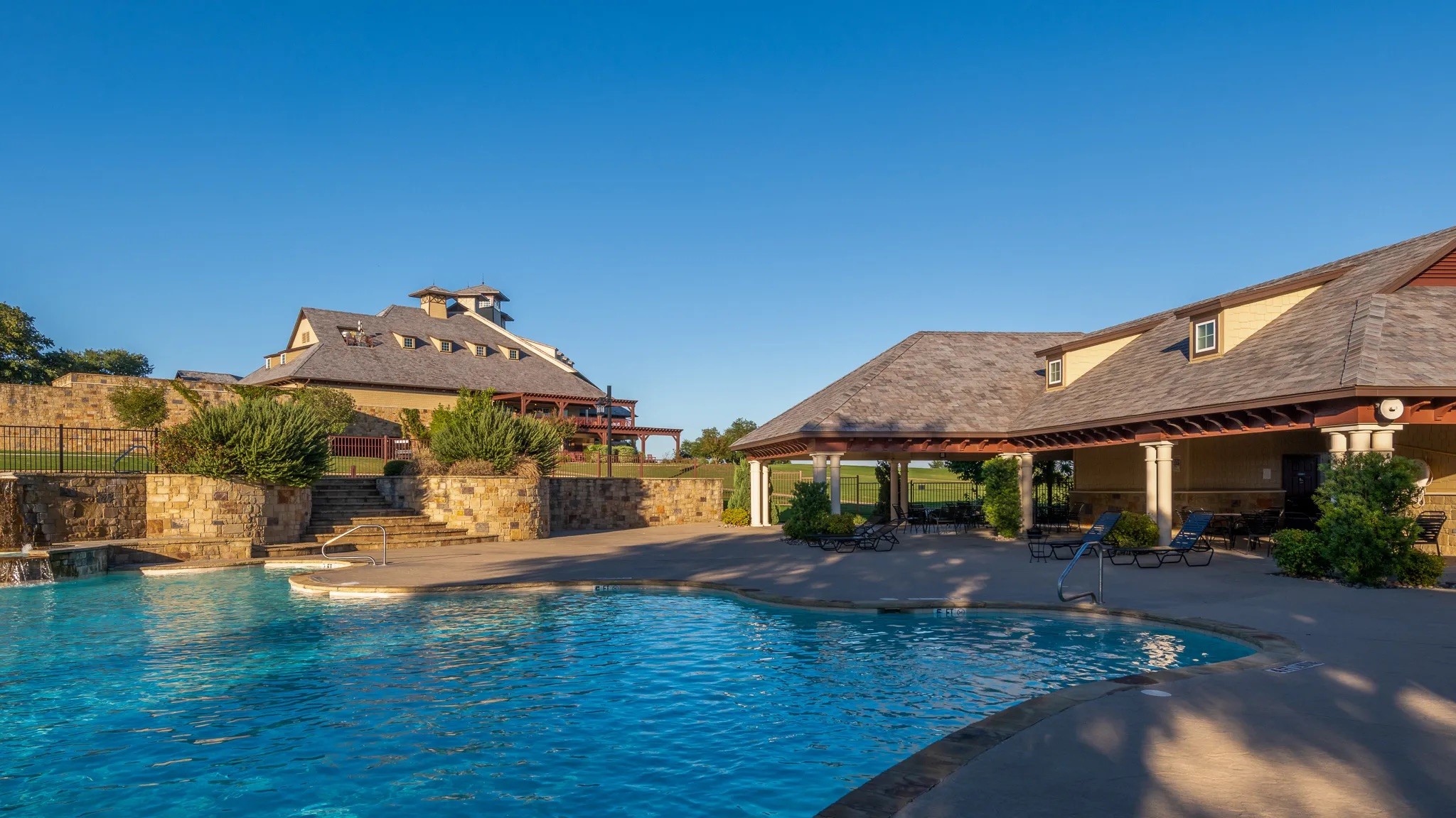 8638 Retreat Boulevard