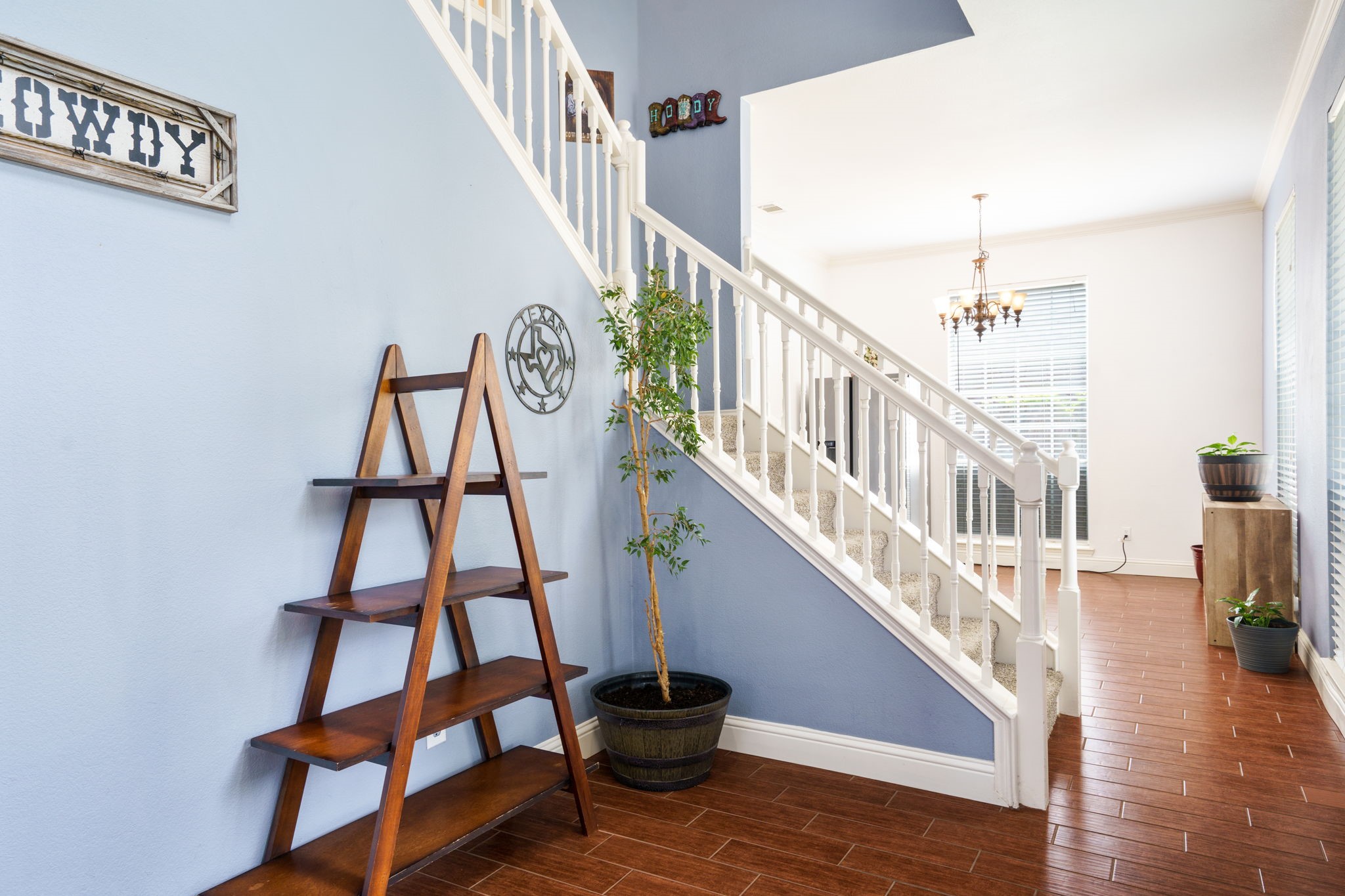 8213 Eagle Drive
