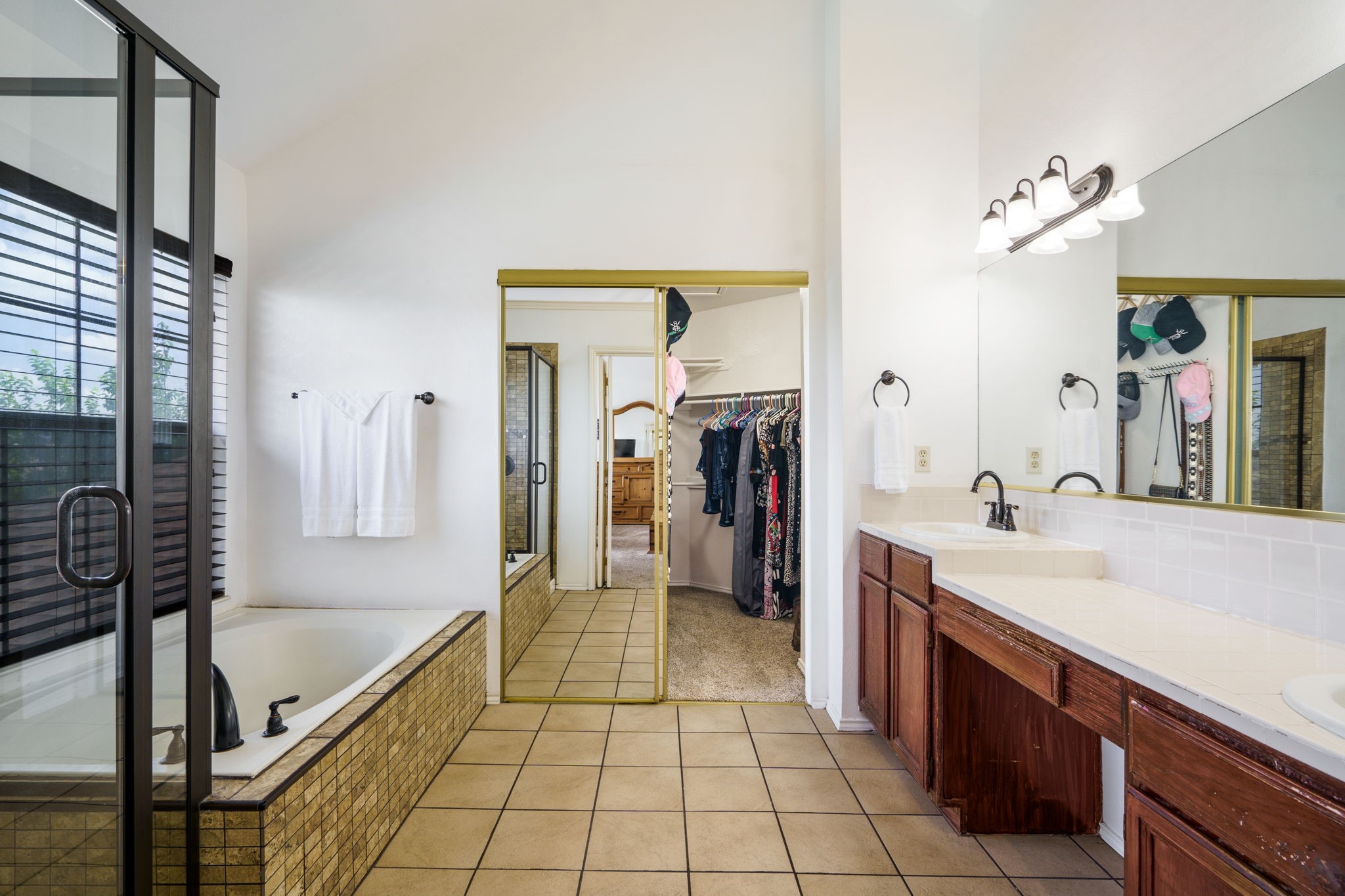 8213 Eagle Drive