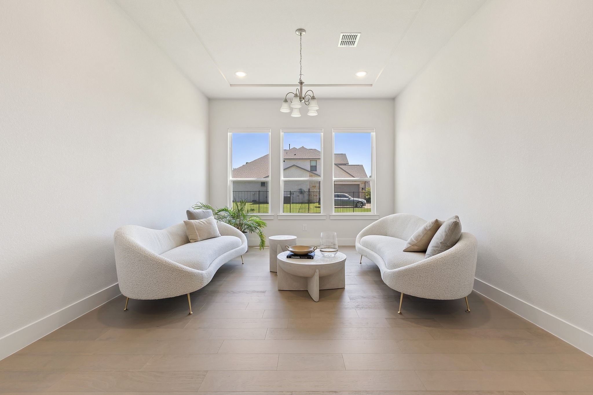 1125 Sugar Bars Drive