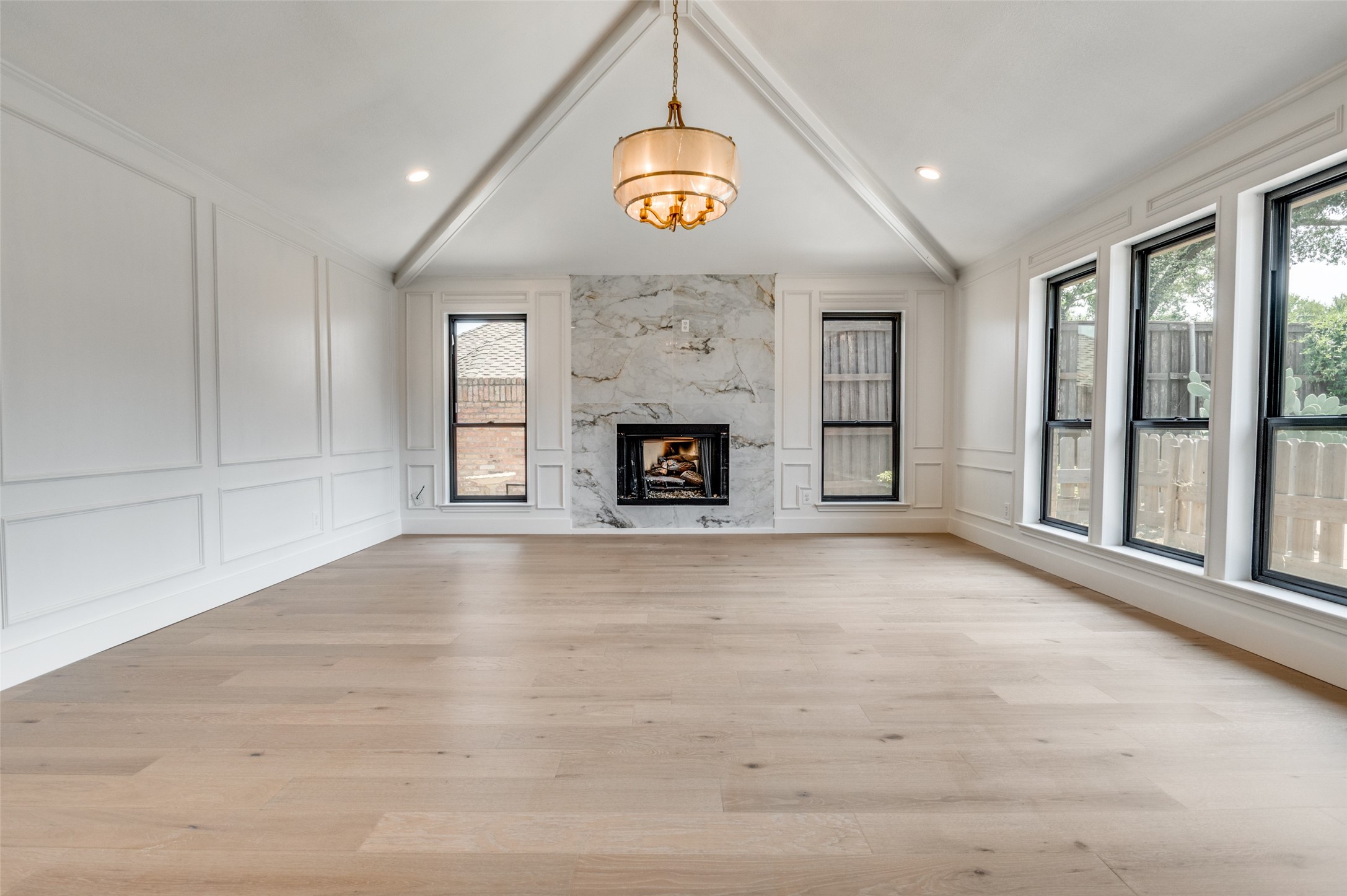 747 Oriole Lane