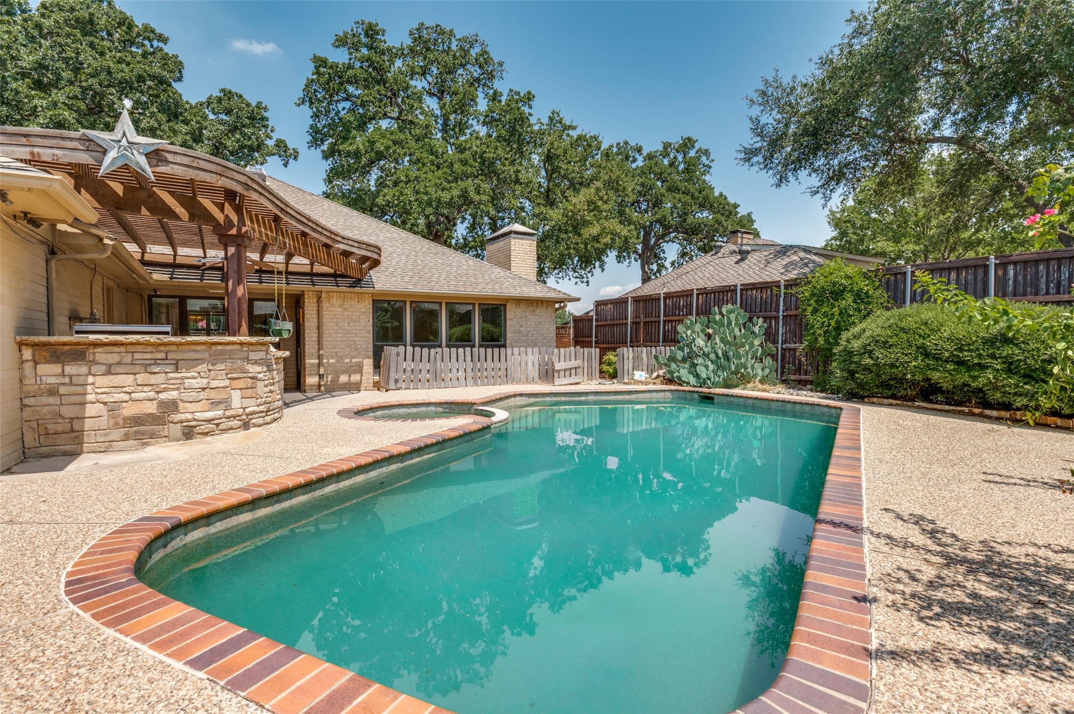 747 Oriole Lane