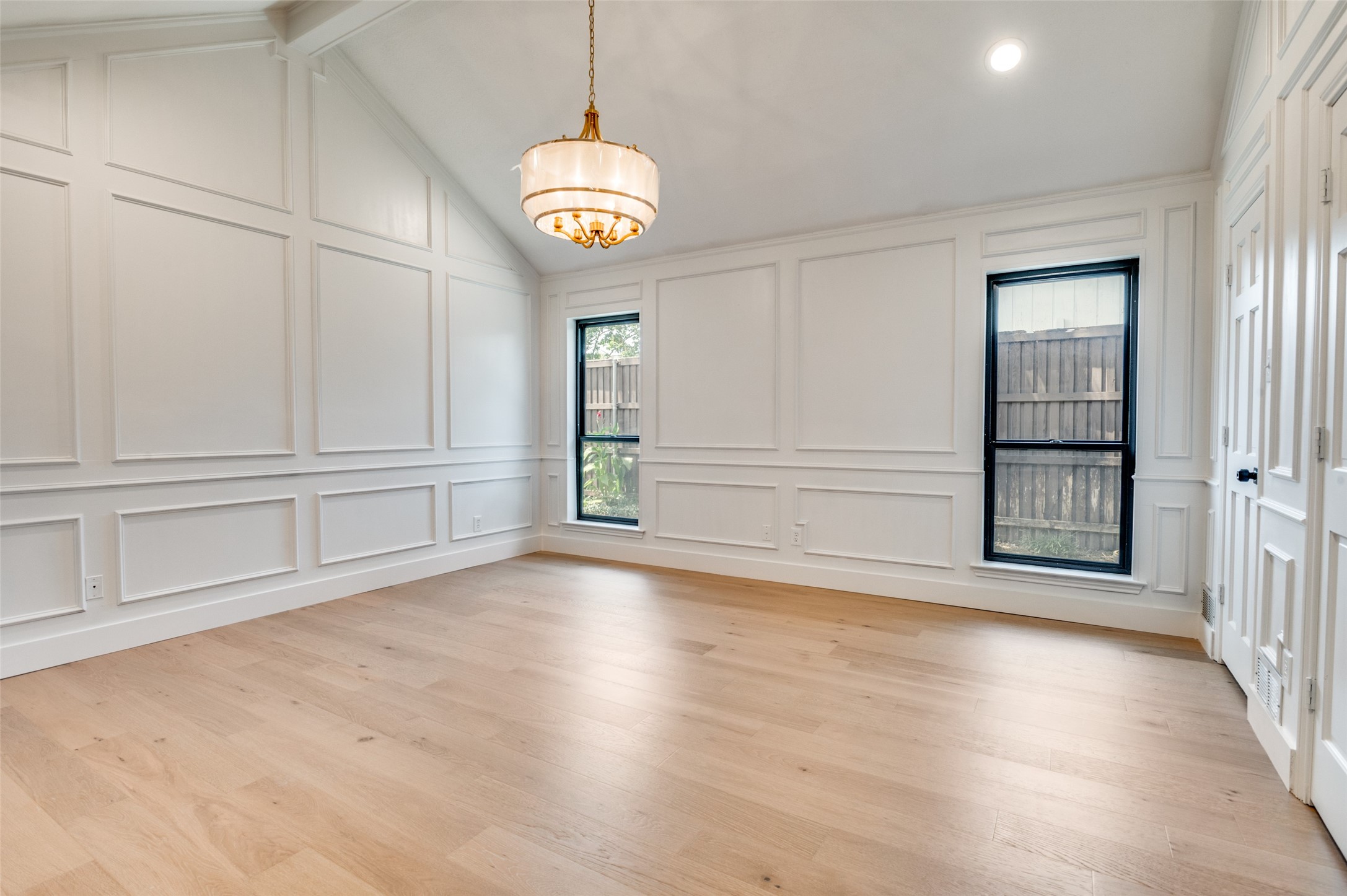 747 Oriole Lane