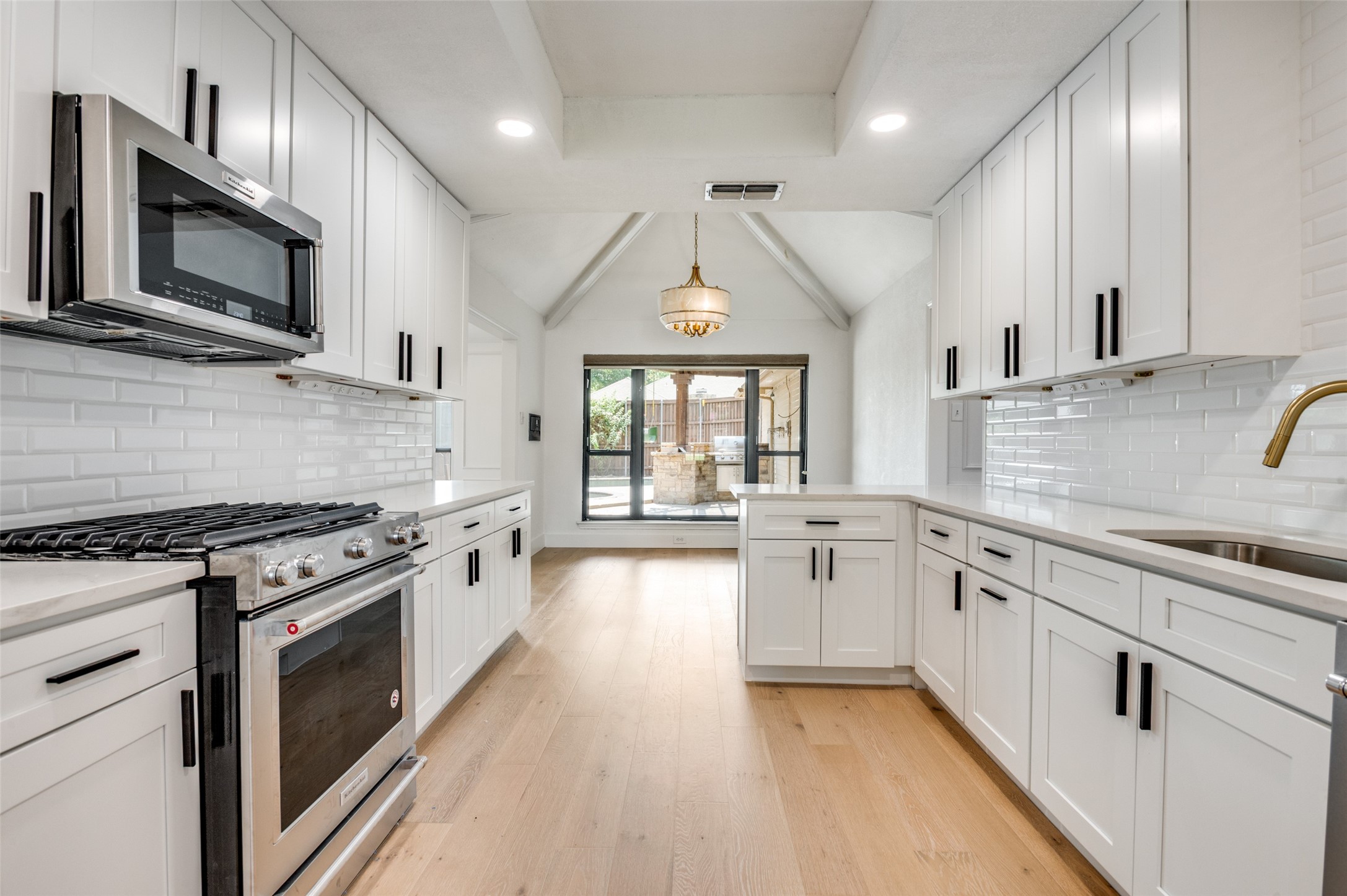 747 Oriole Lane