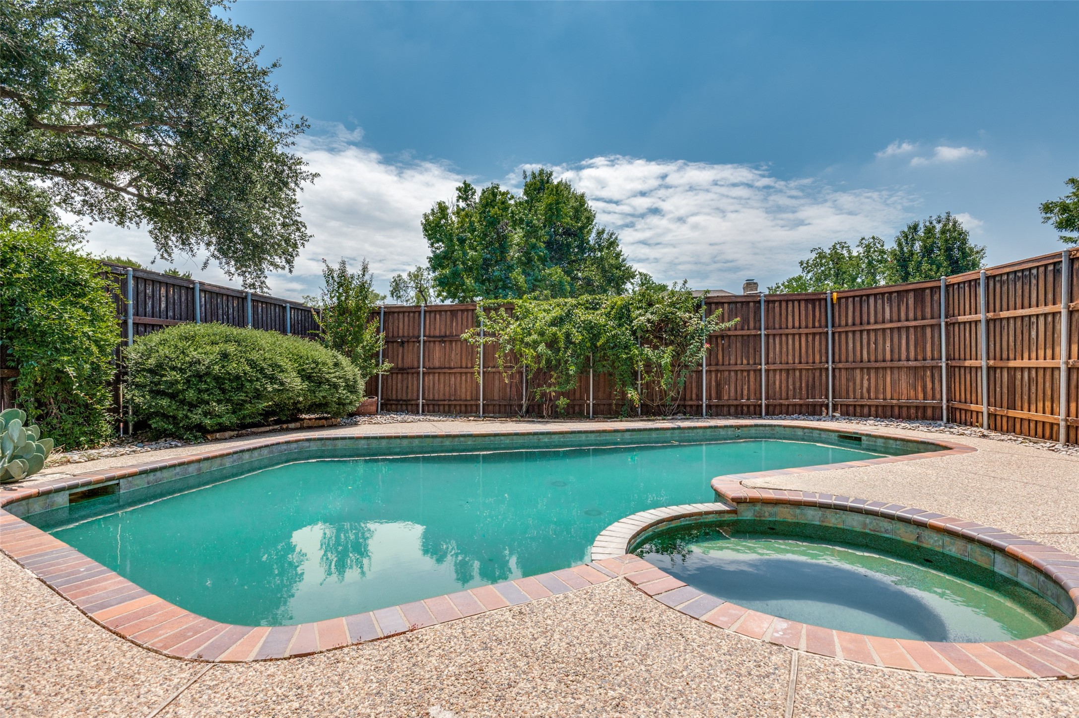 747 Oriole Lane