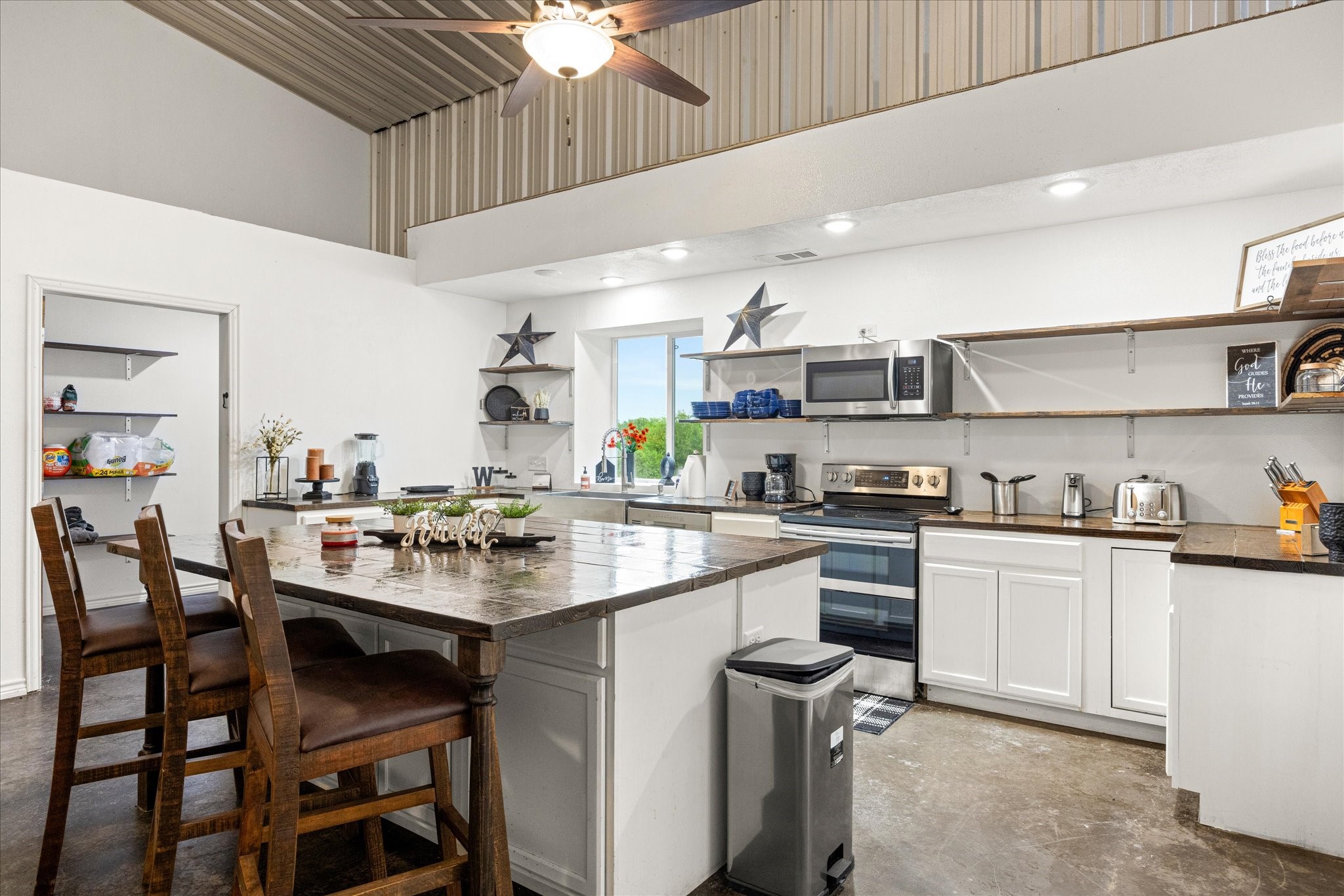 1817 S Morgan Street