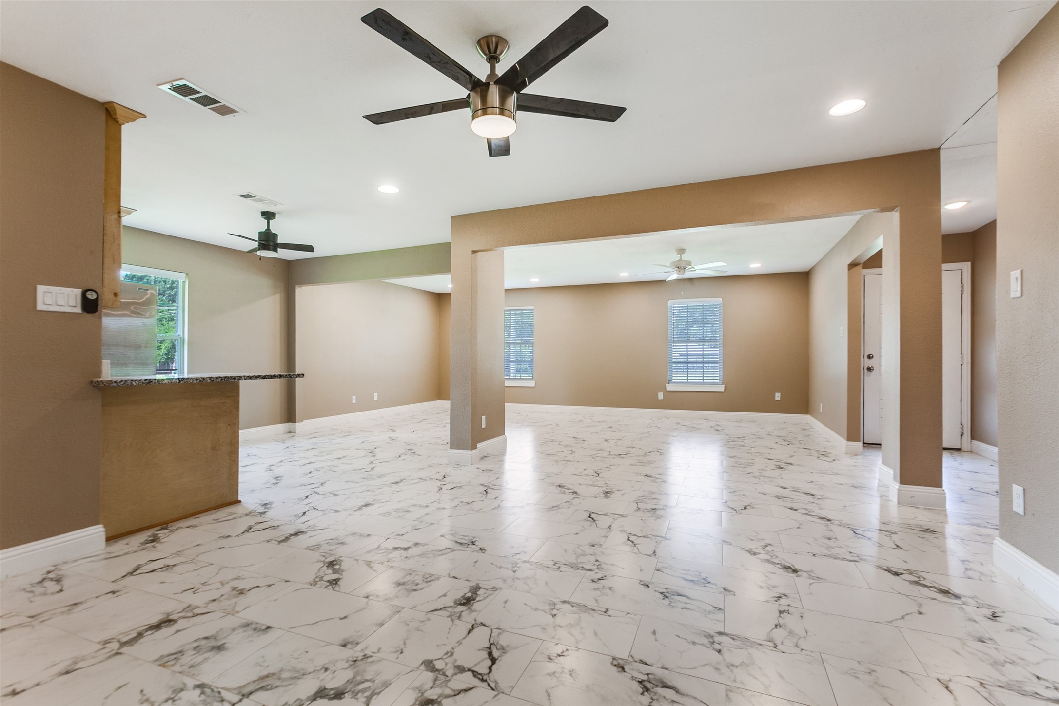 418 E Spring Valley Road