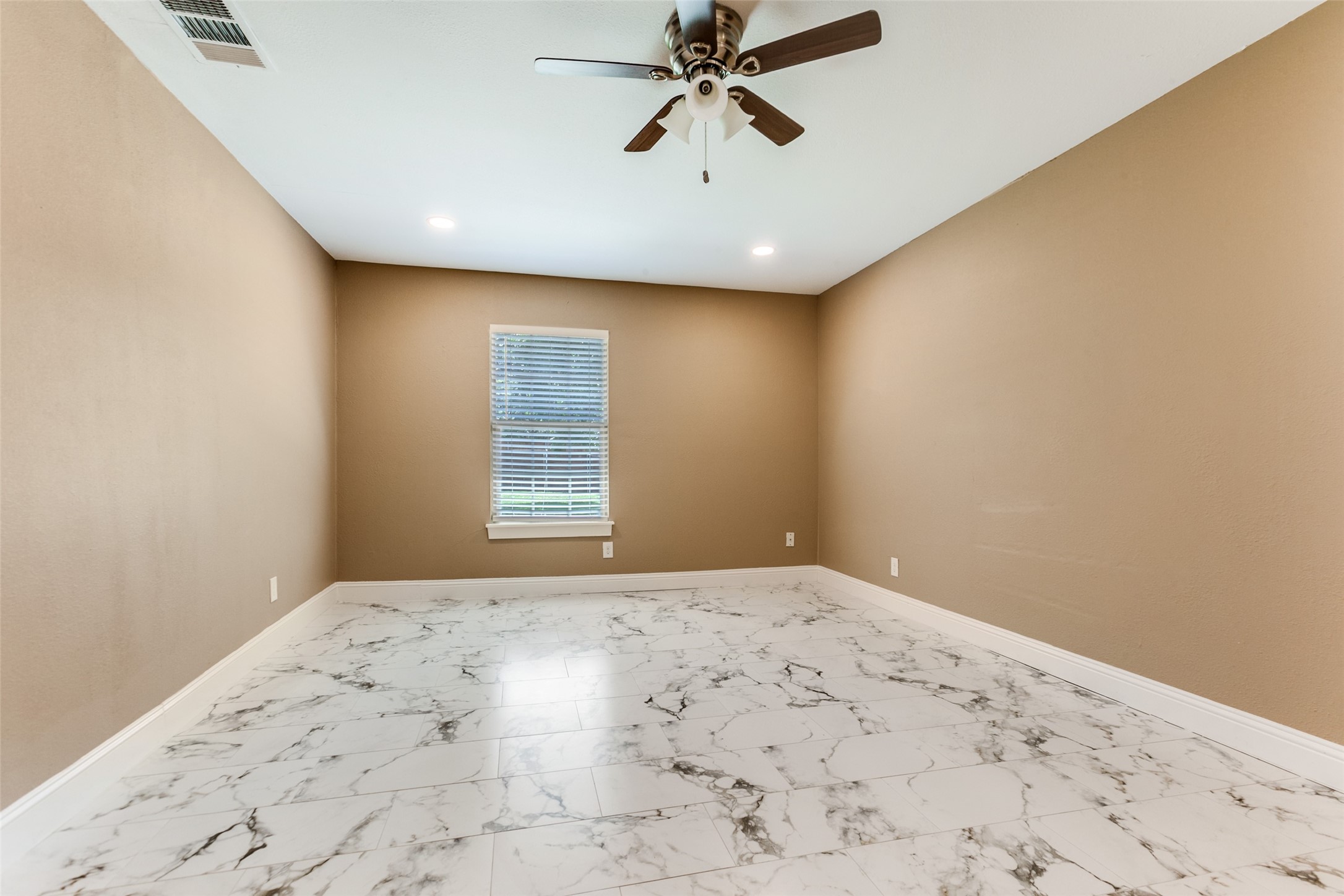 418 E Spring Valley Road