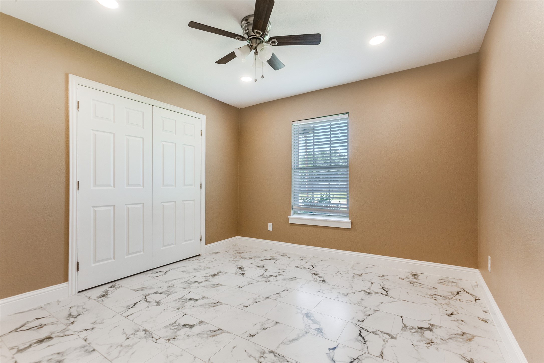 418 E Spring Valley Road