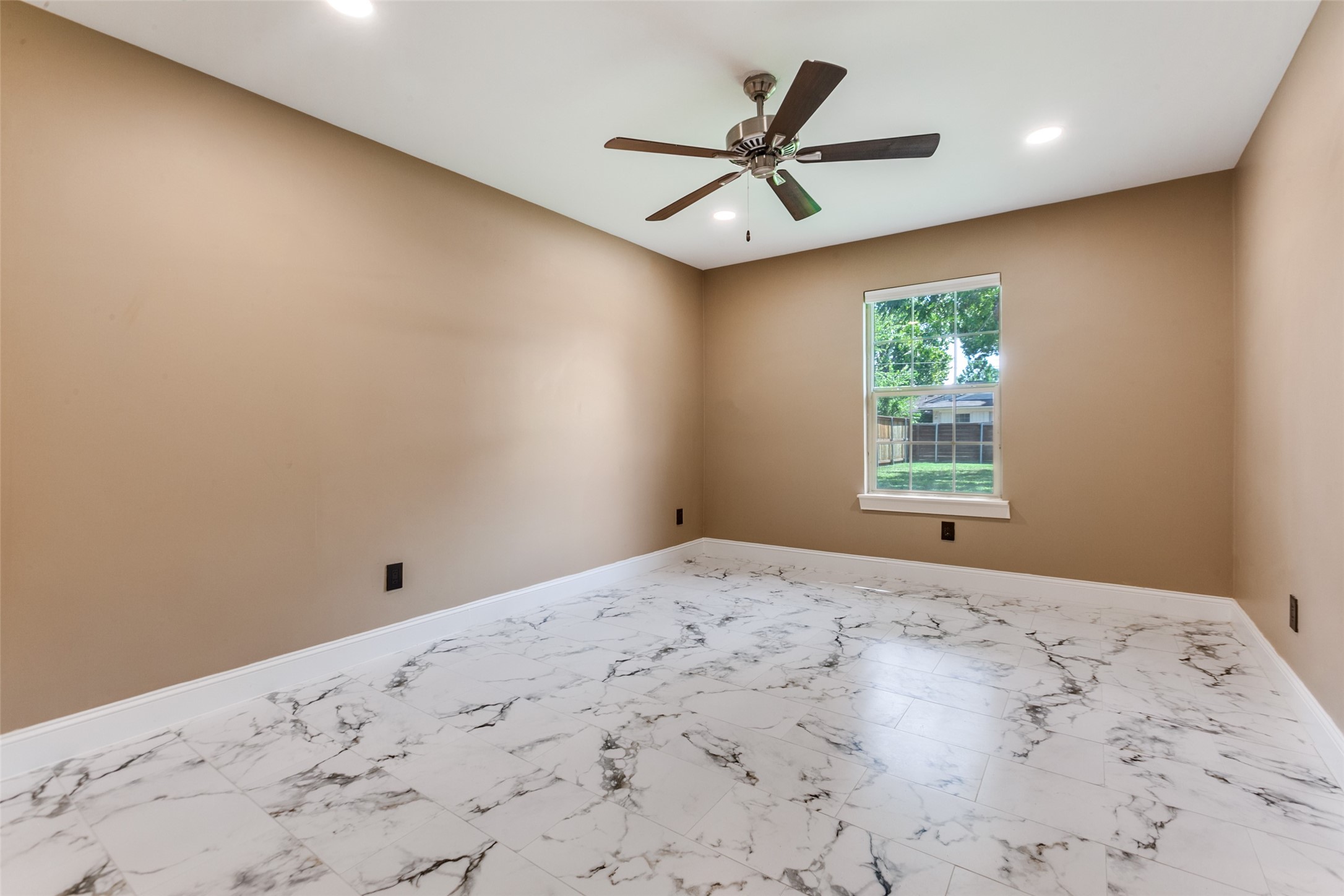 418 E Spring Valley Road