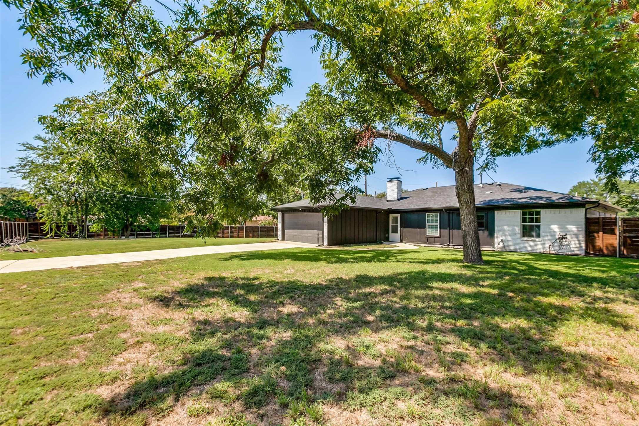 418 E Spring Valley Road