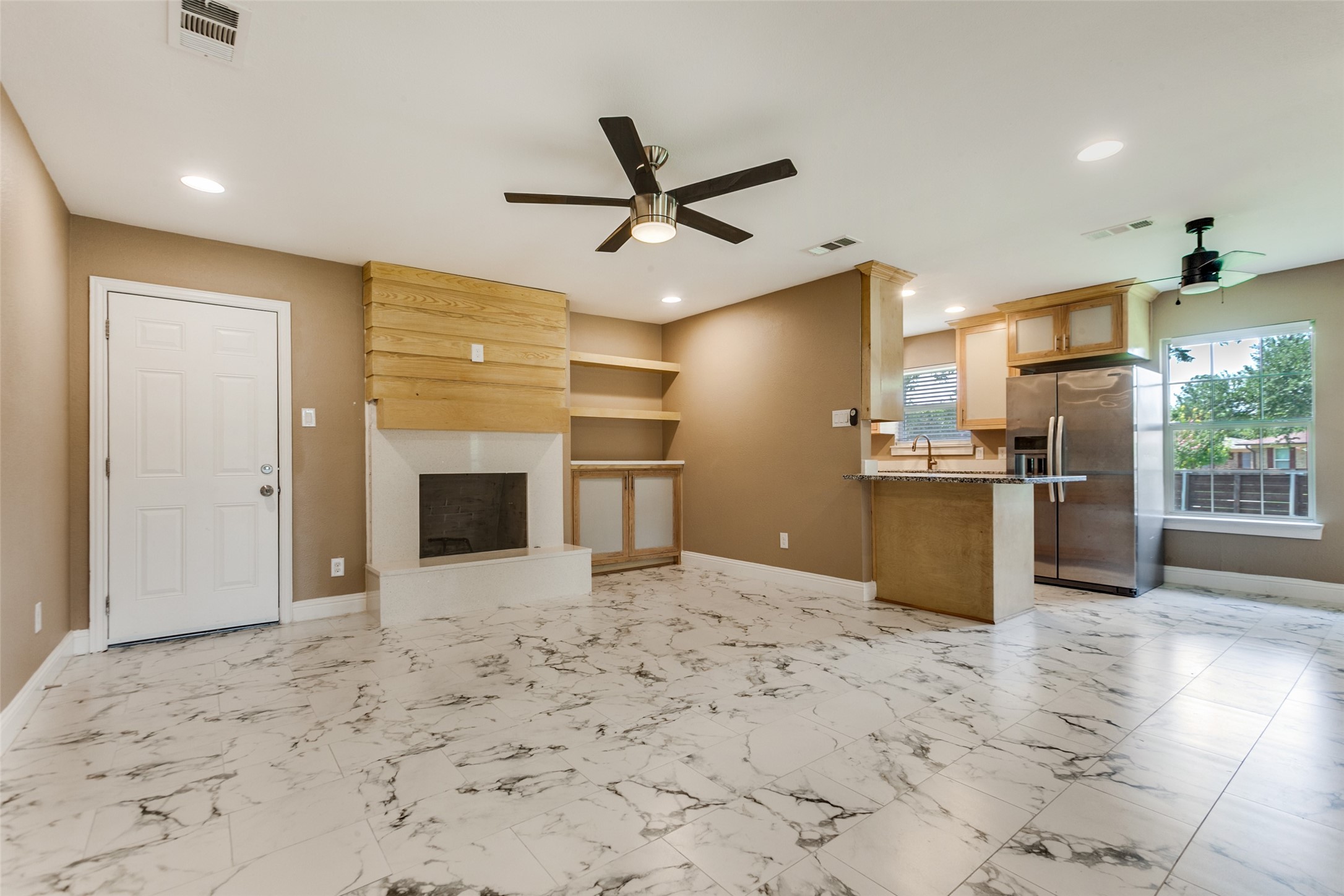 418 E Spring Valley Road