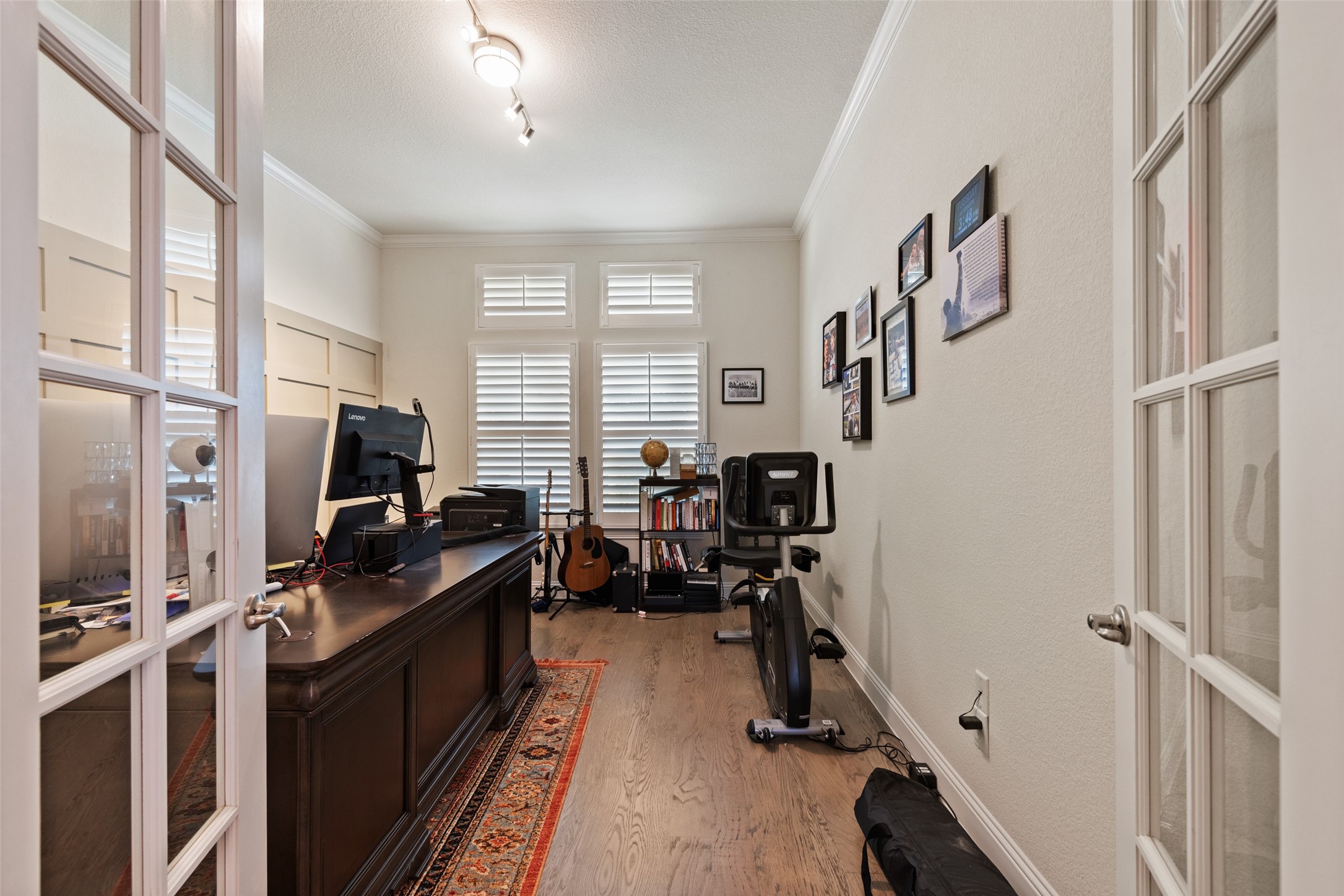 884 Alfred Court