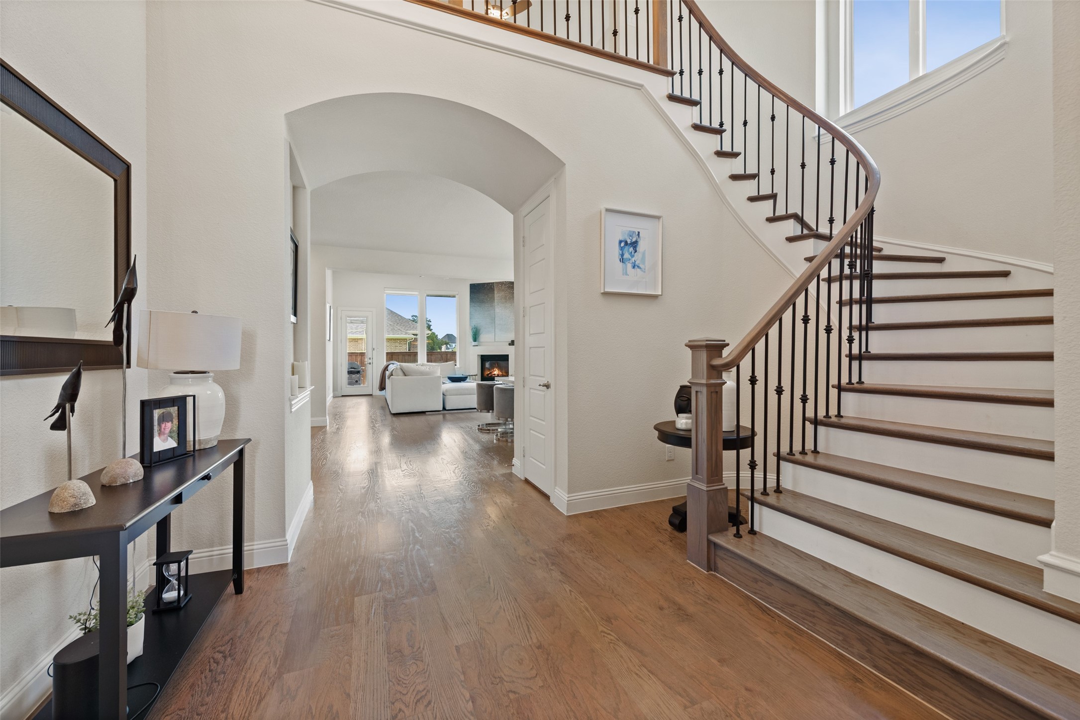 884 Alfred Court