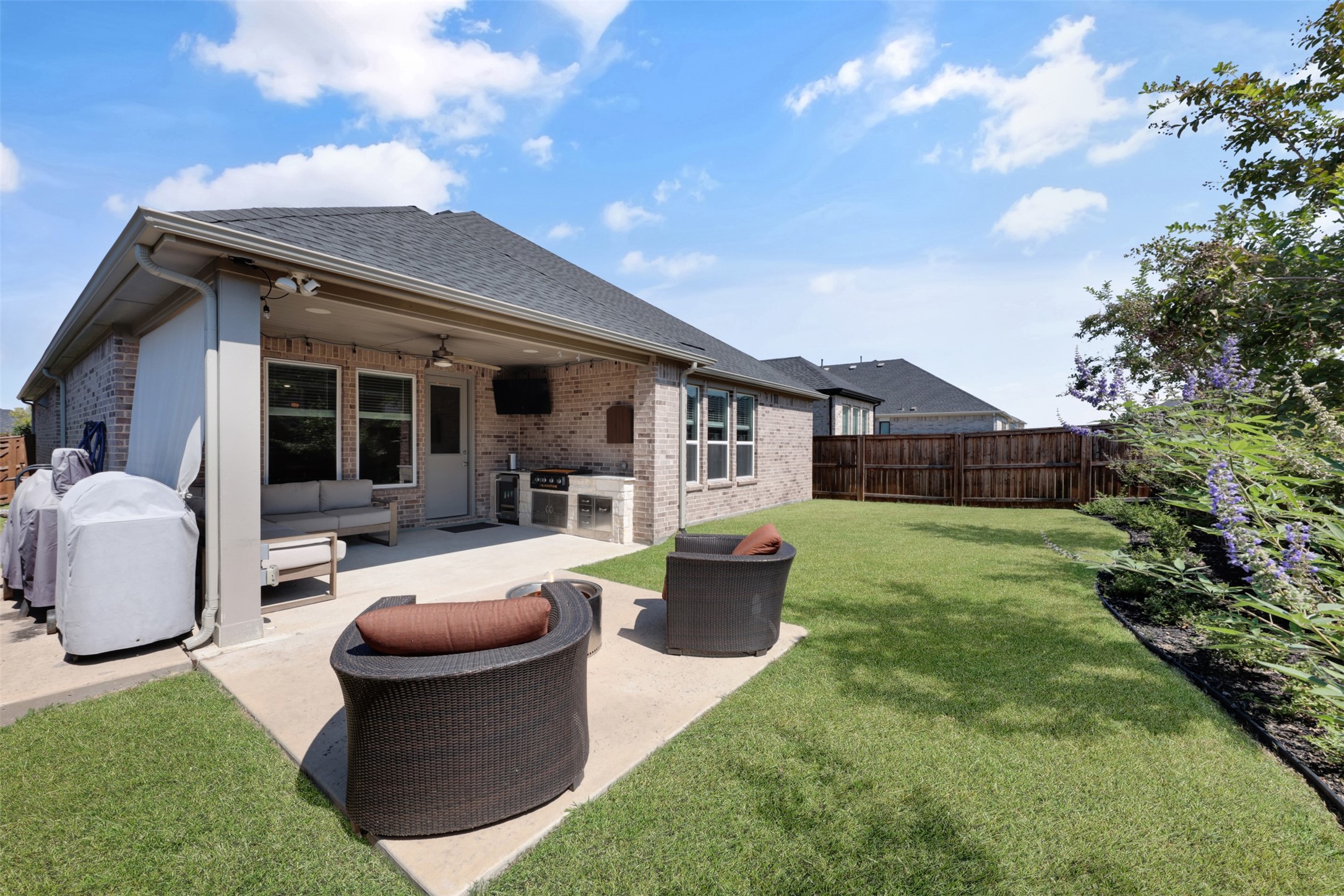 1808 Idlewood Lane