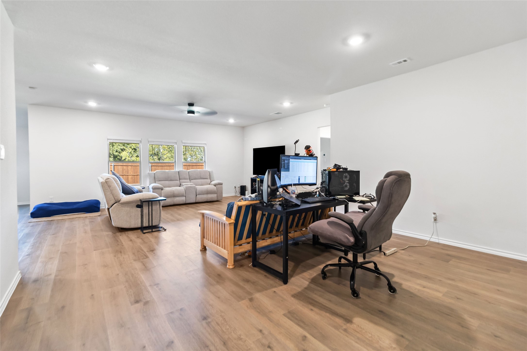 103 Mapleoak Drive