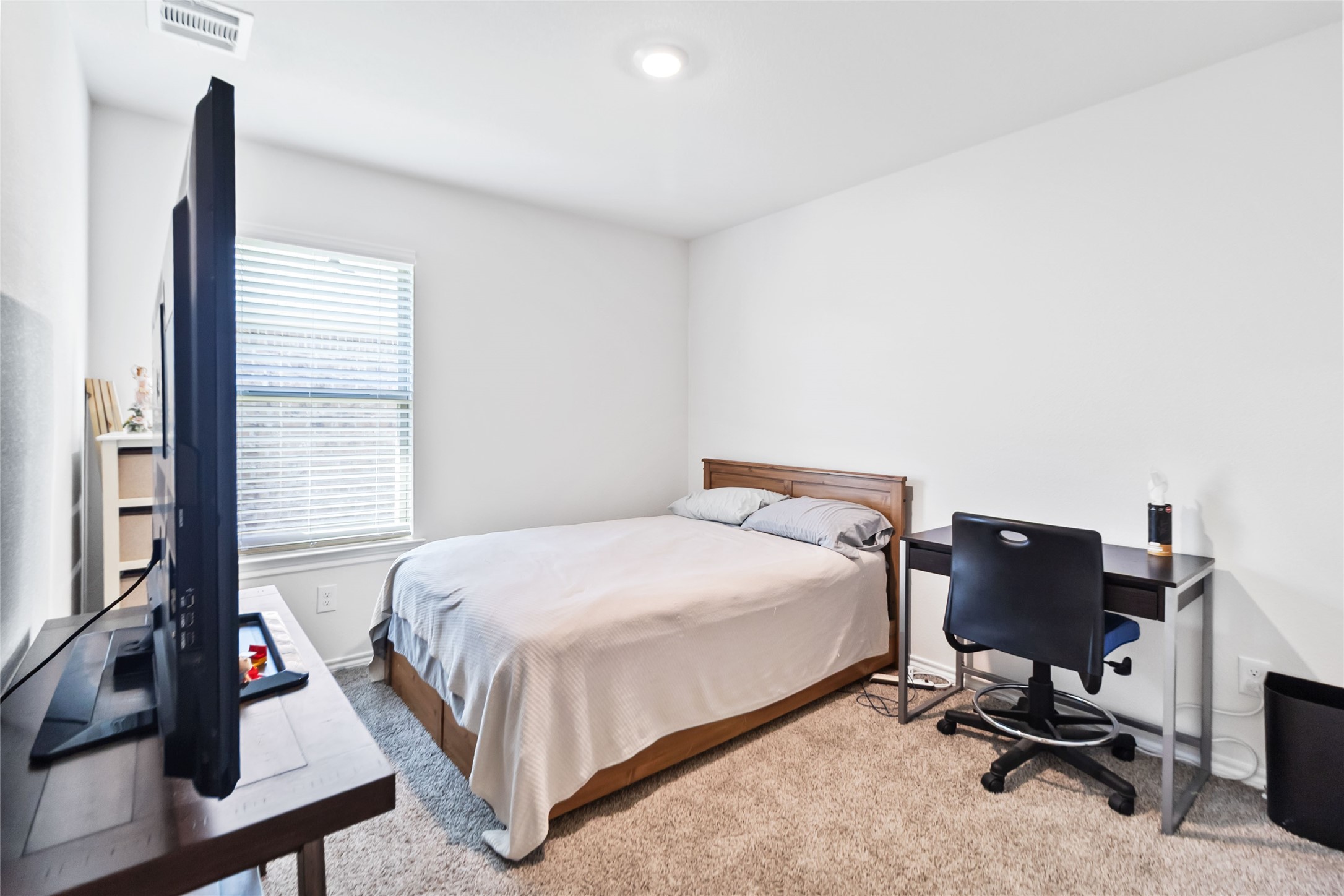 103 Mapleoak Drive
