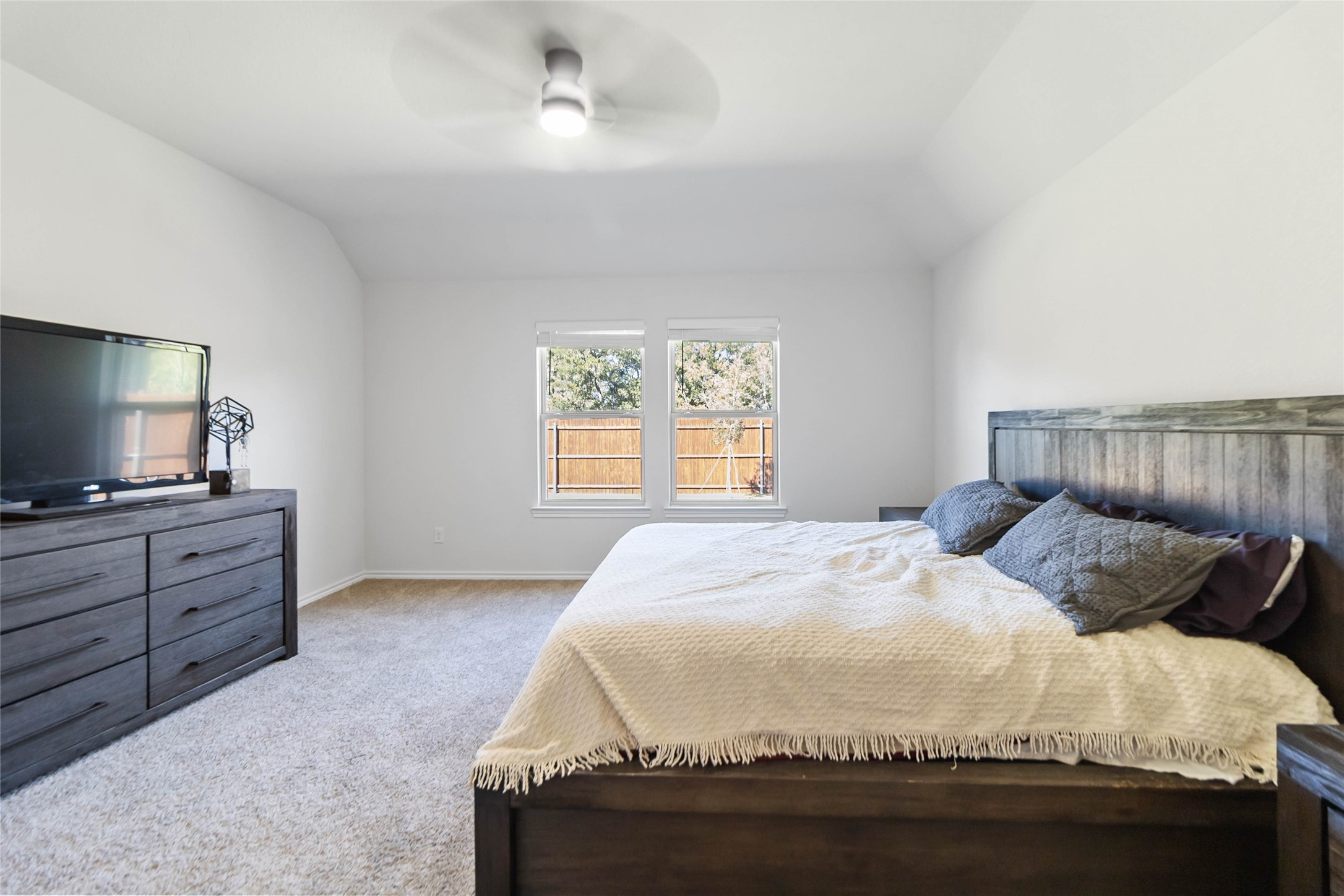 103 Mapleoak Drive