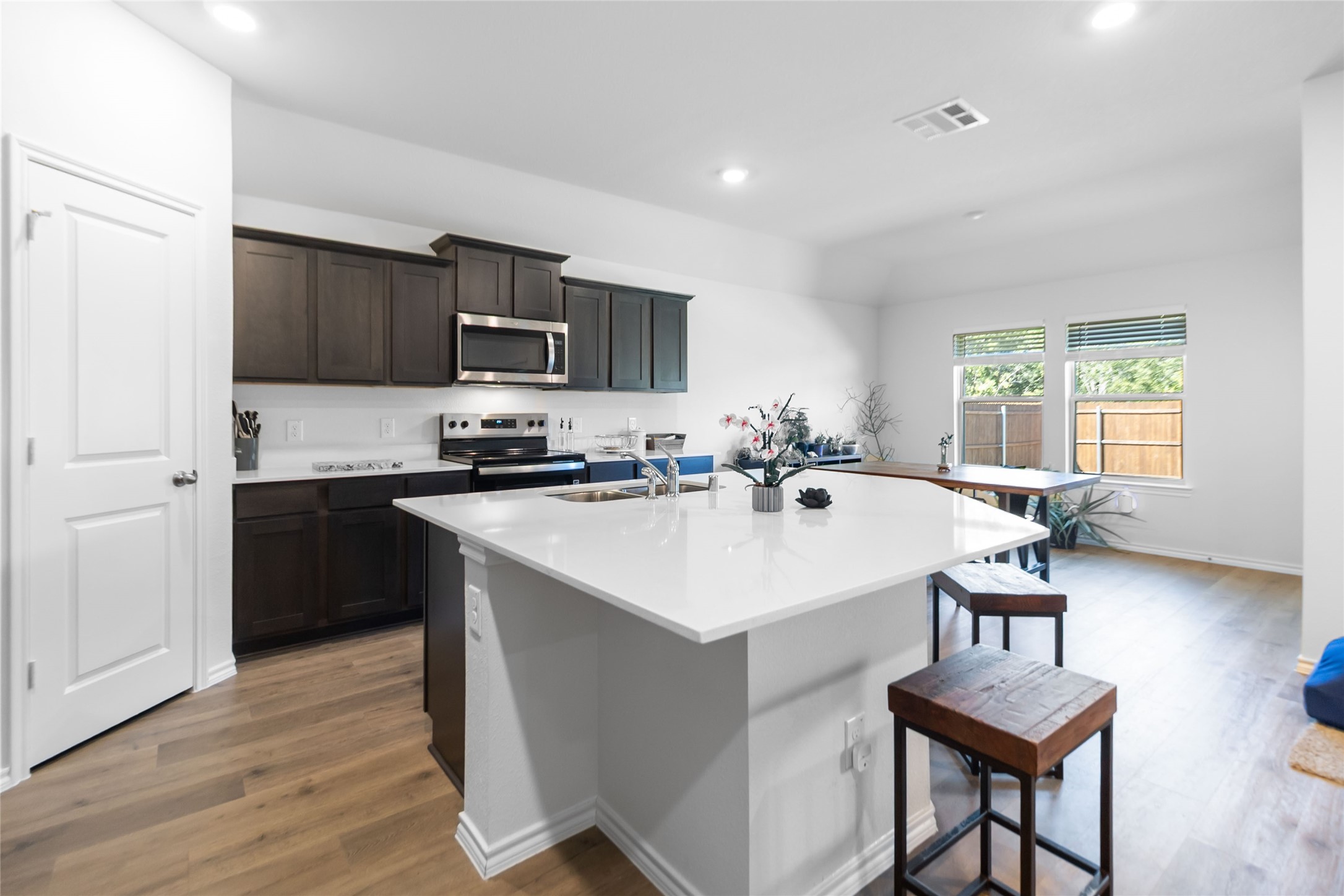 103 Mapleoak Drive