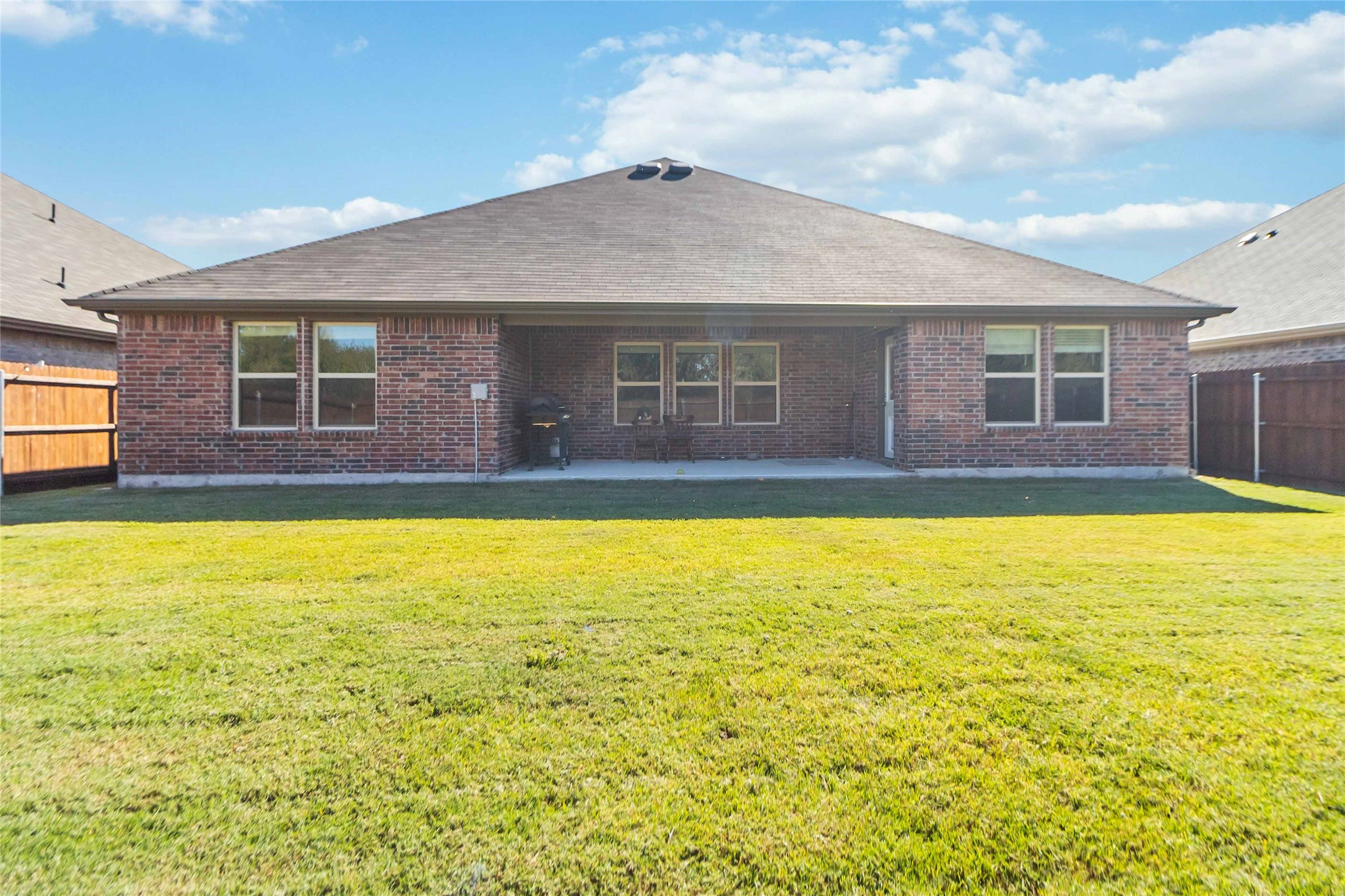 103 Mapleoak Drive