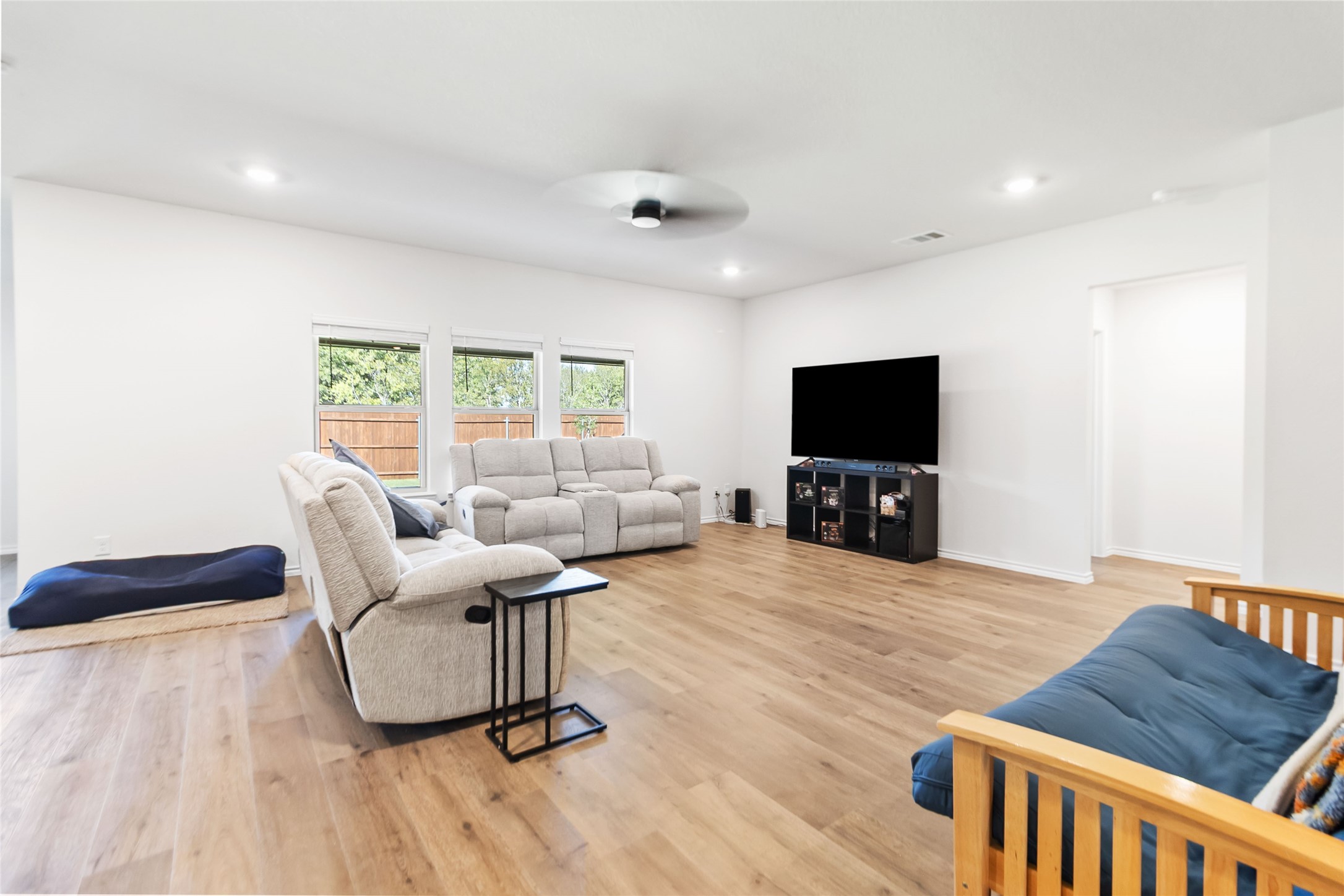 103 Mapleoak Drive