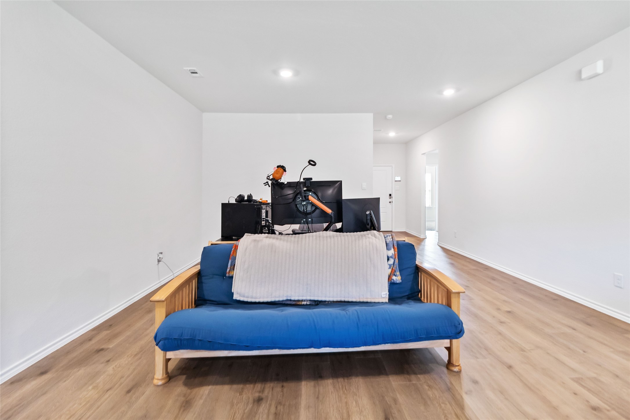 103 Mapleoak Drive