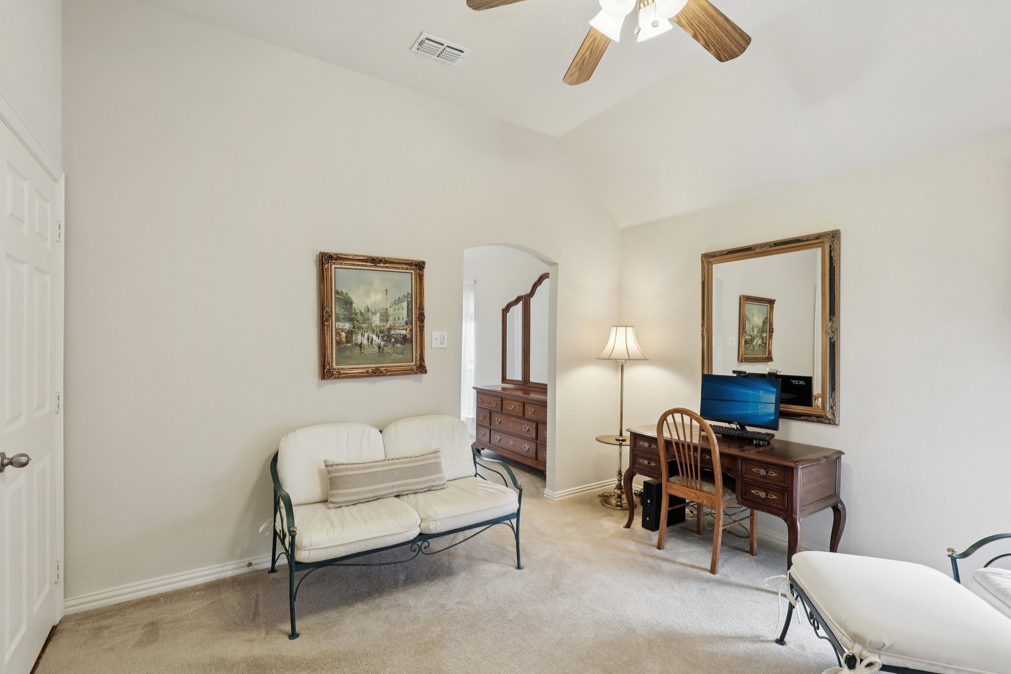 6506 Lakecrest Drive