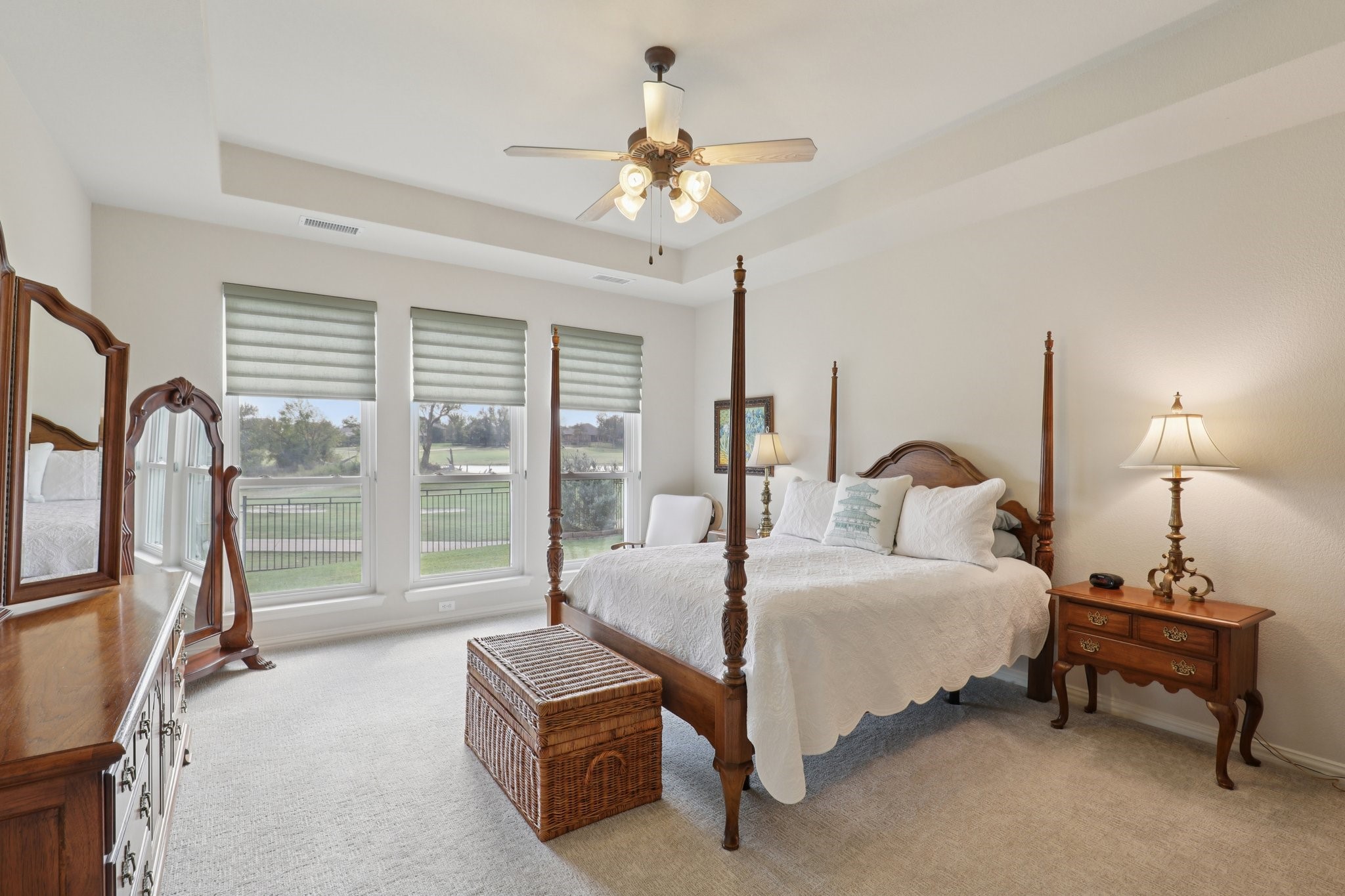 6506 Lakecrest Drive