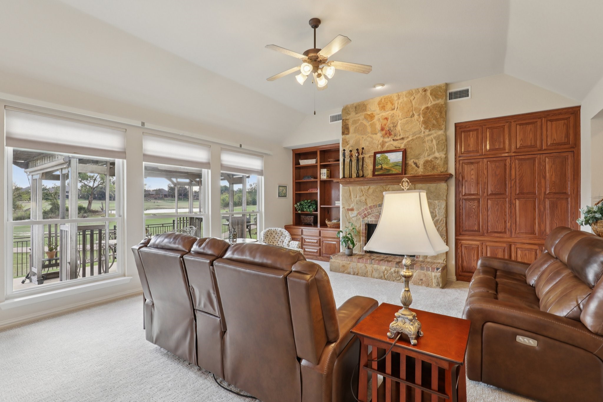 6506 Lakecrest Drive