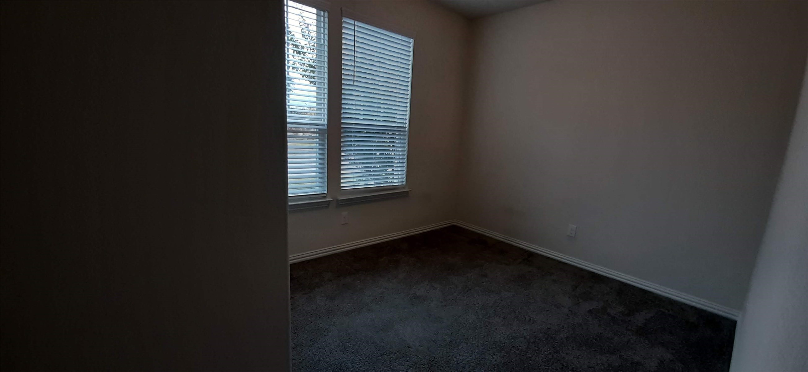325 Kennewick Drive