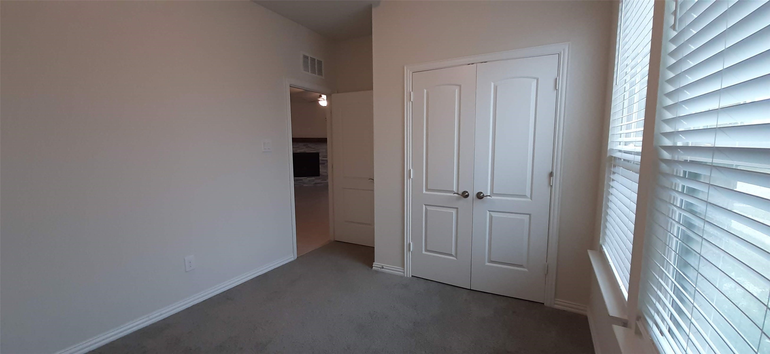 325 Kennewick Drive